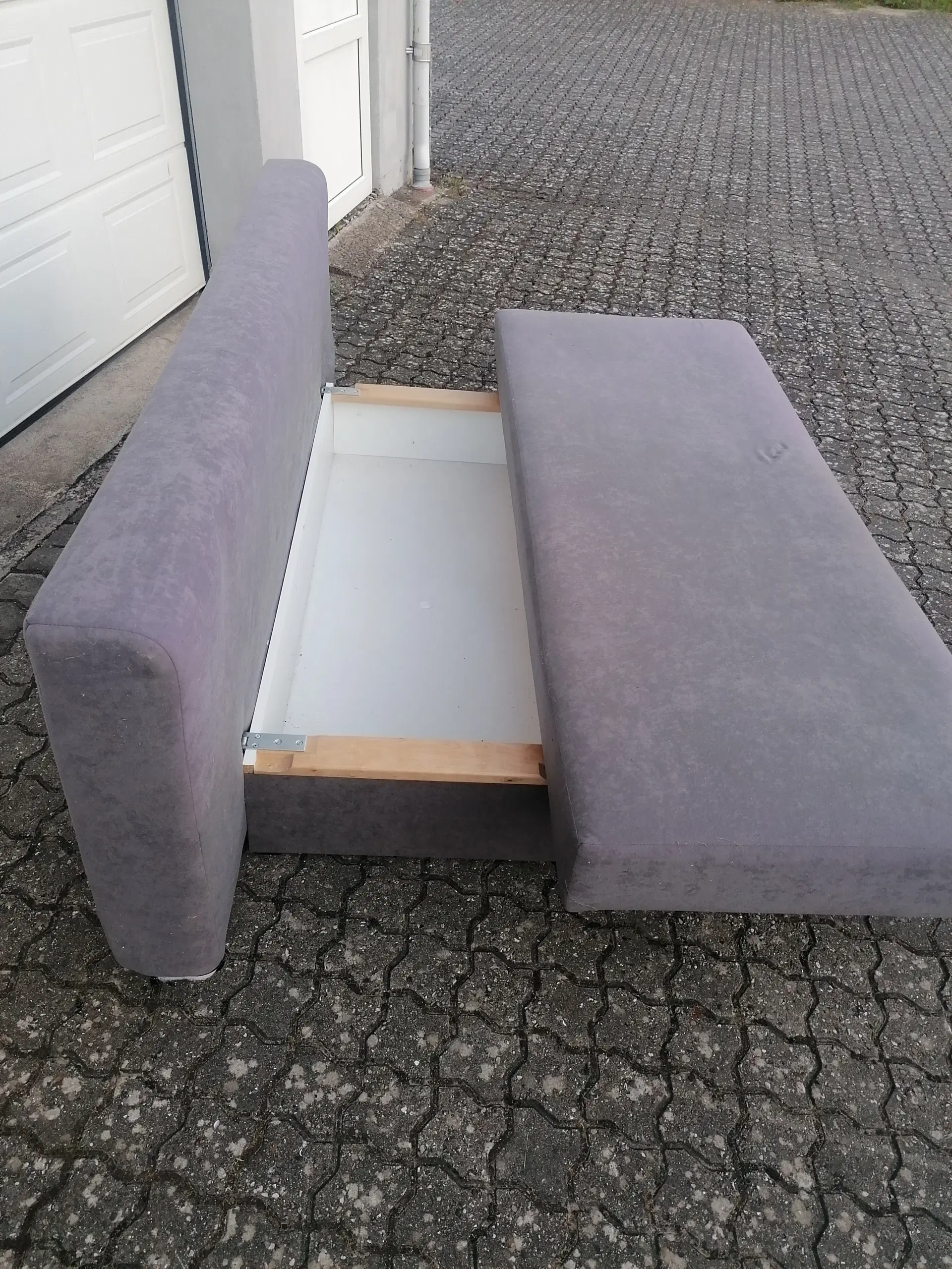 Sovesofa Udslået LxB 194x145 cm