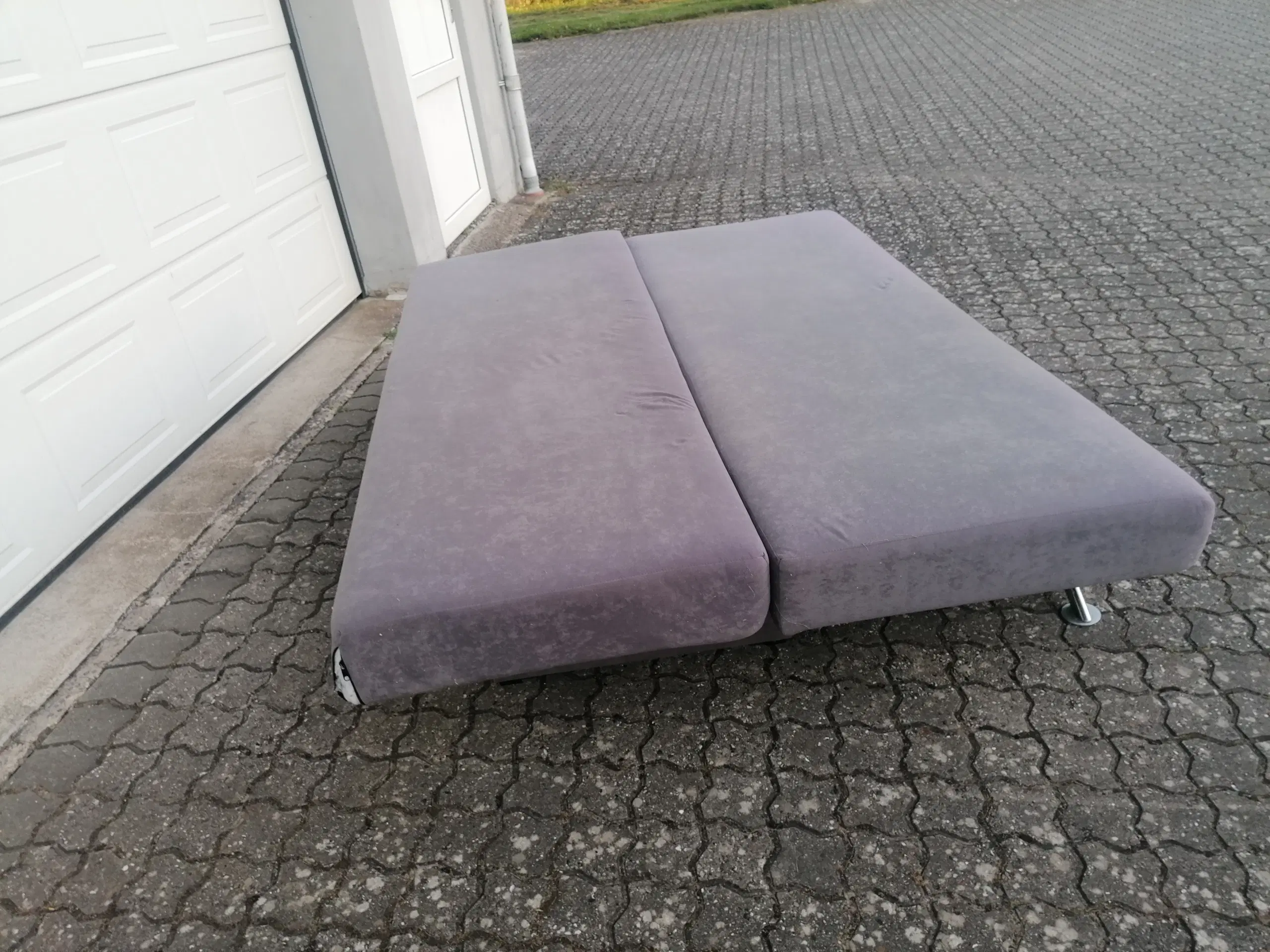 Sovesofa Udslået LxB 194x145 cm