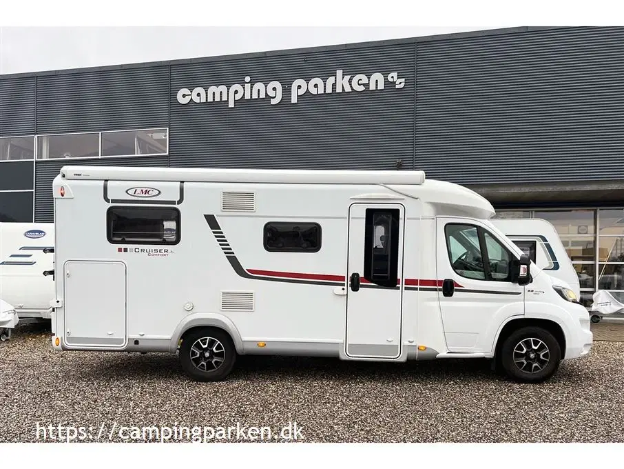 2017 - LMC Cruiser Comfort T 662 G AUT   Flot LMC autocamper med enkeltsenge Euro6 norm cykelholder m el-hejs