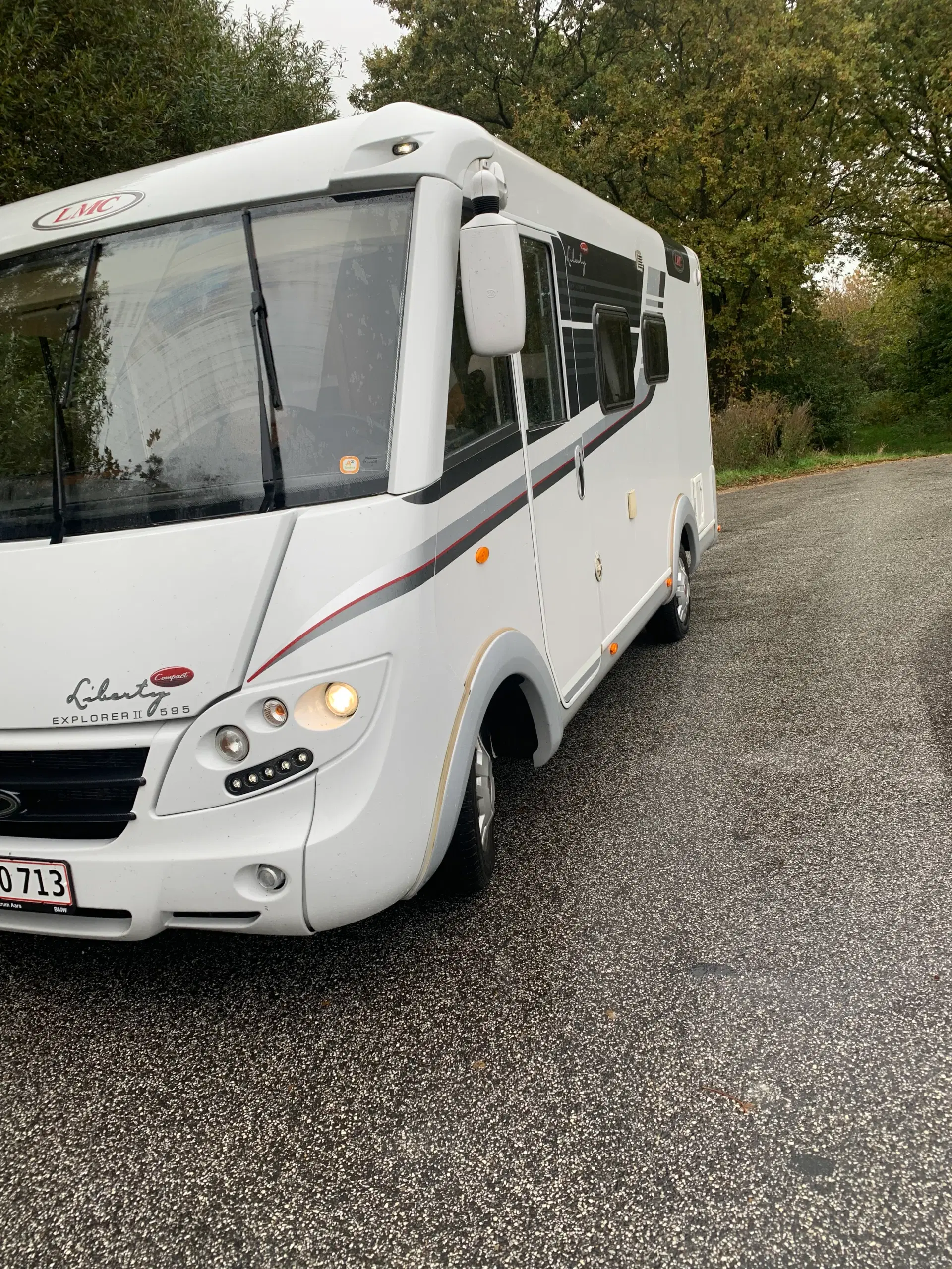 Udlejes autocamper med automat gear