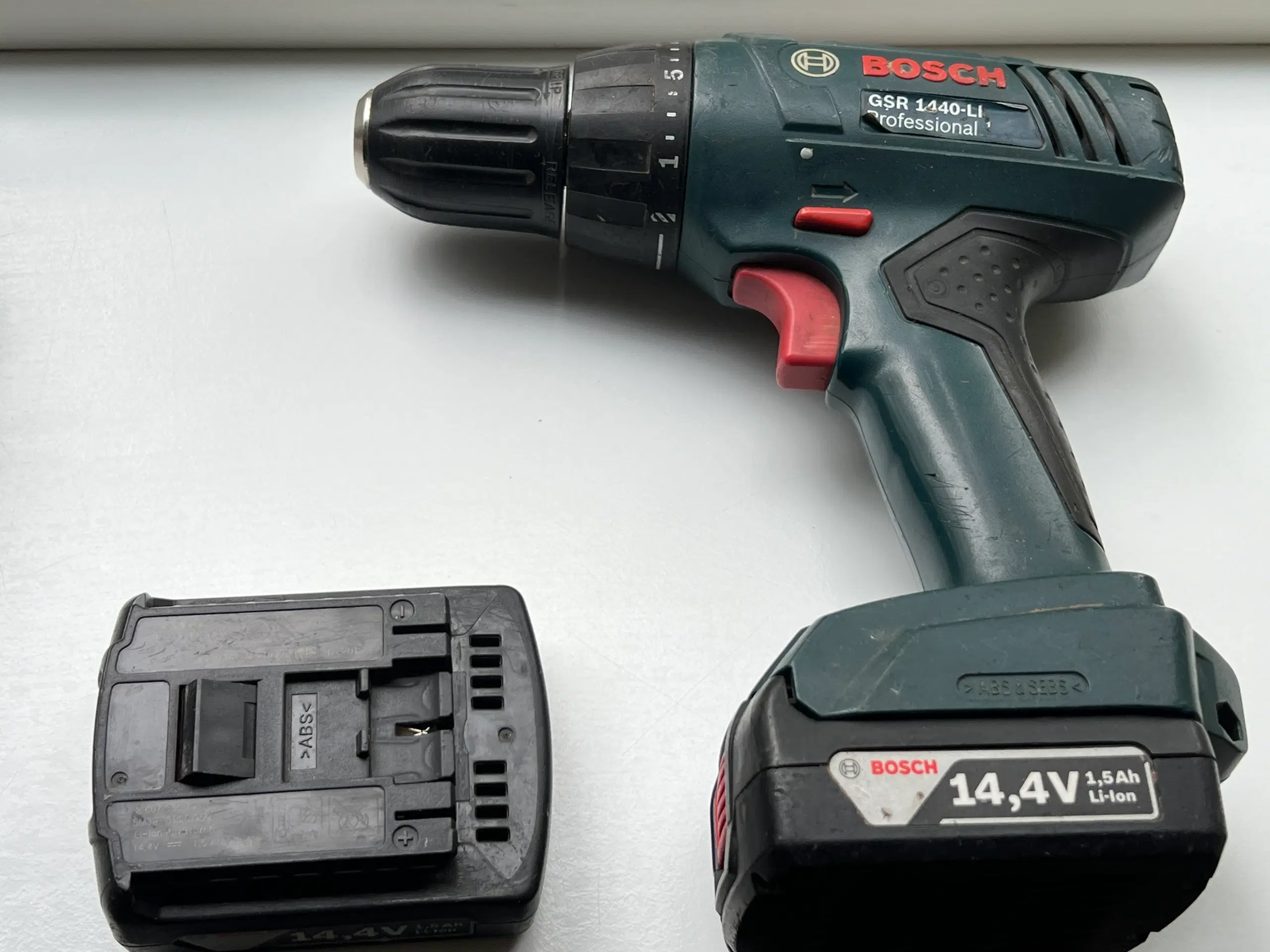 Bosch Professionel Skrue/Boremaskine