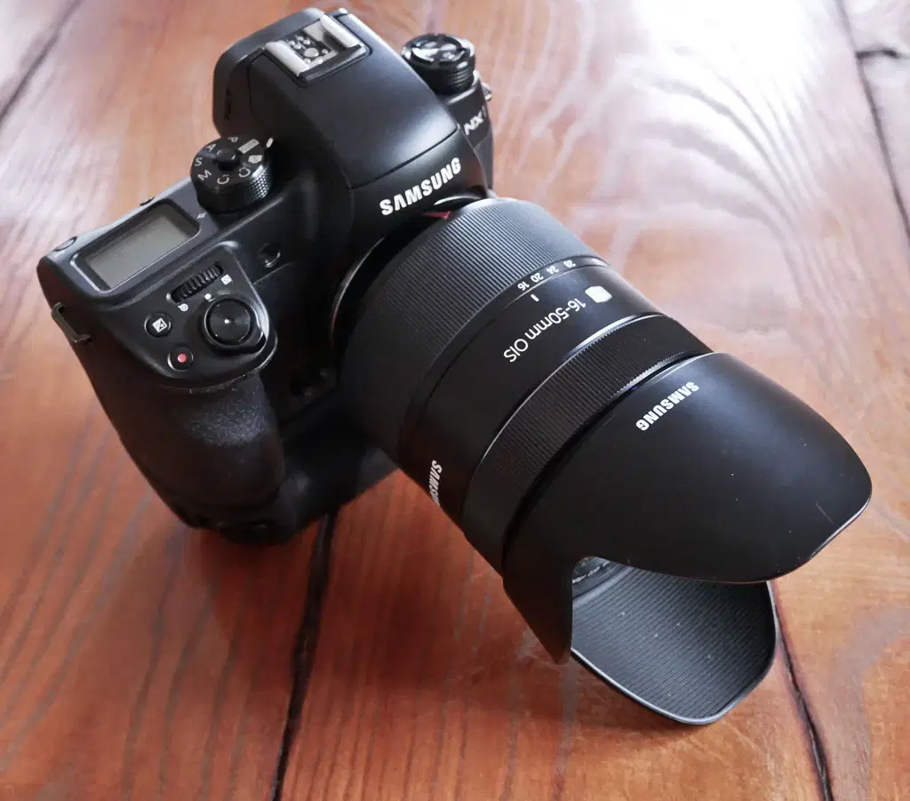 Samsung NX1