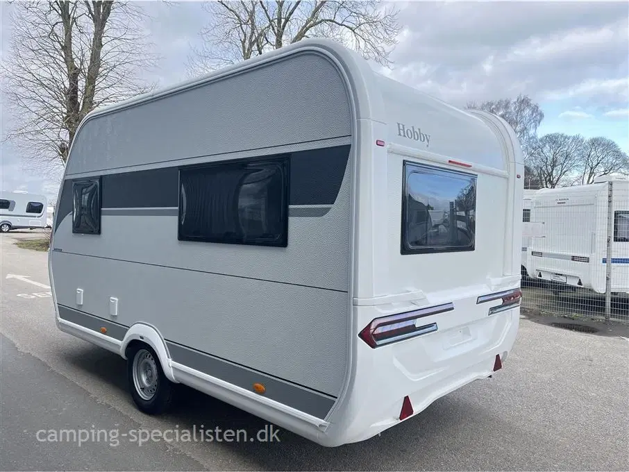 2024 - Hobby On Tour 390 SF   Hobby On Tour 390 SF ny model 2024 kan ses nu hos Camping-Specialistendk