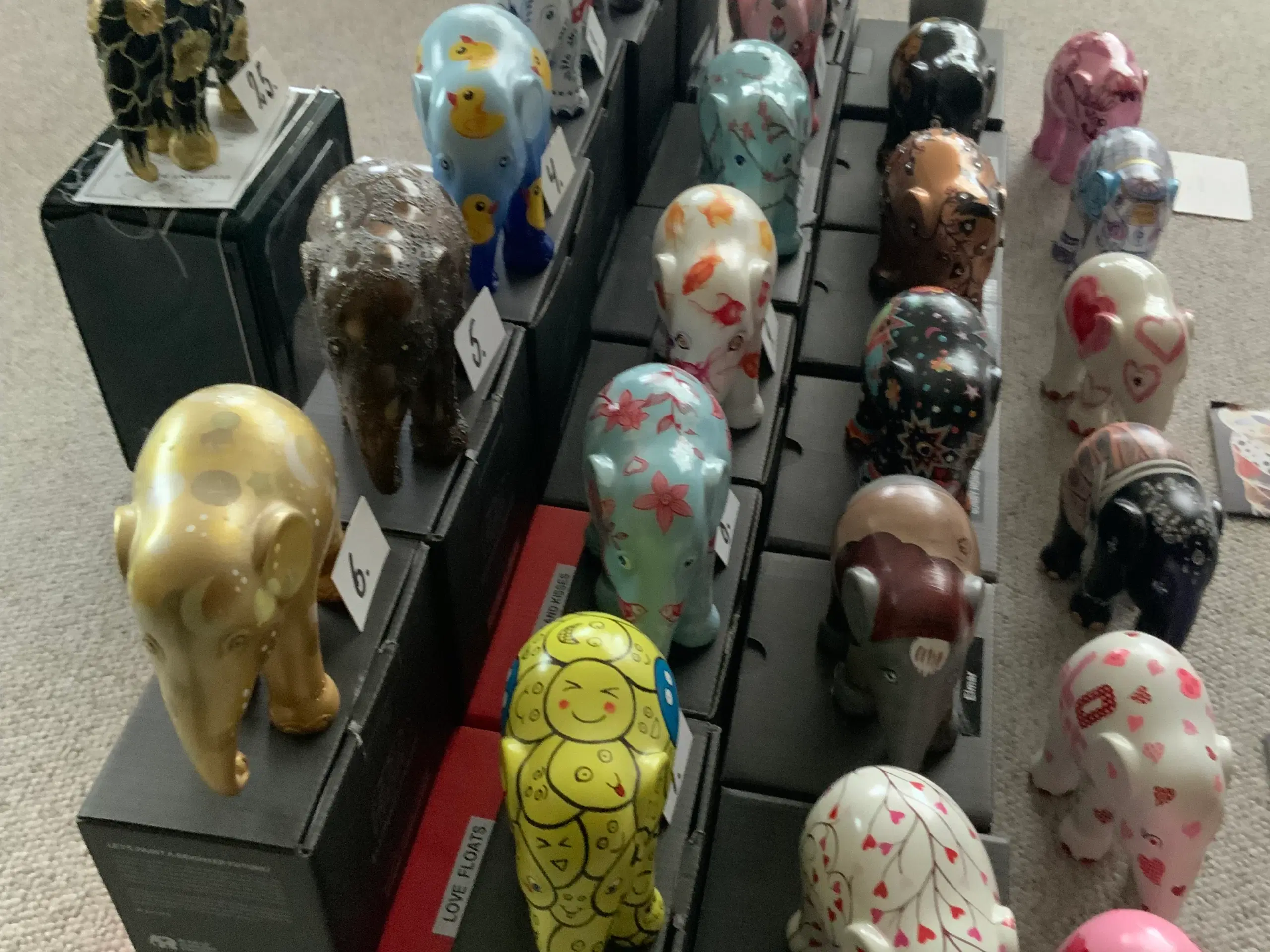 ELEPHANT PARADE