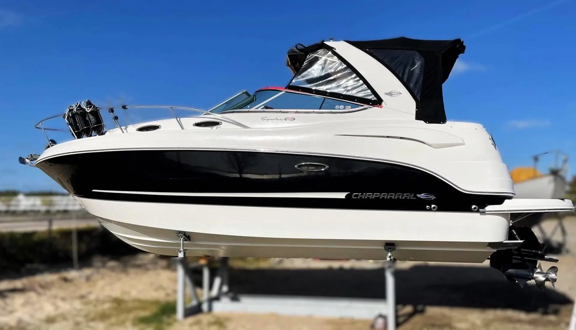 Chaparral 290 Signature