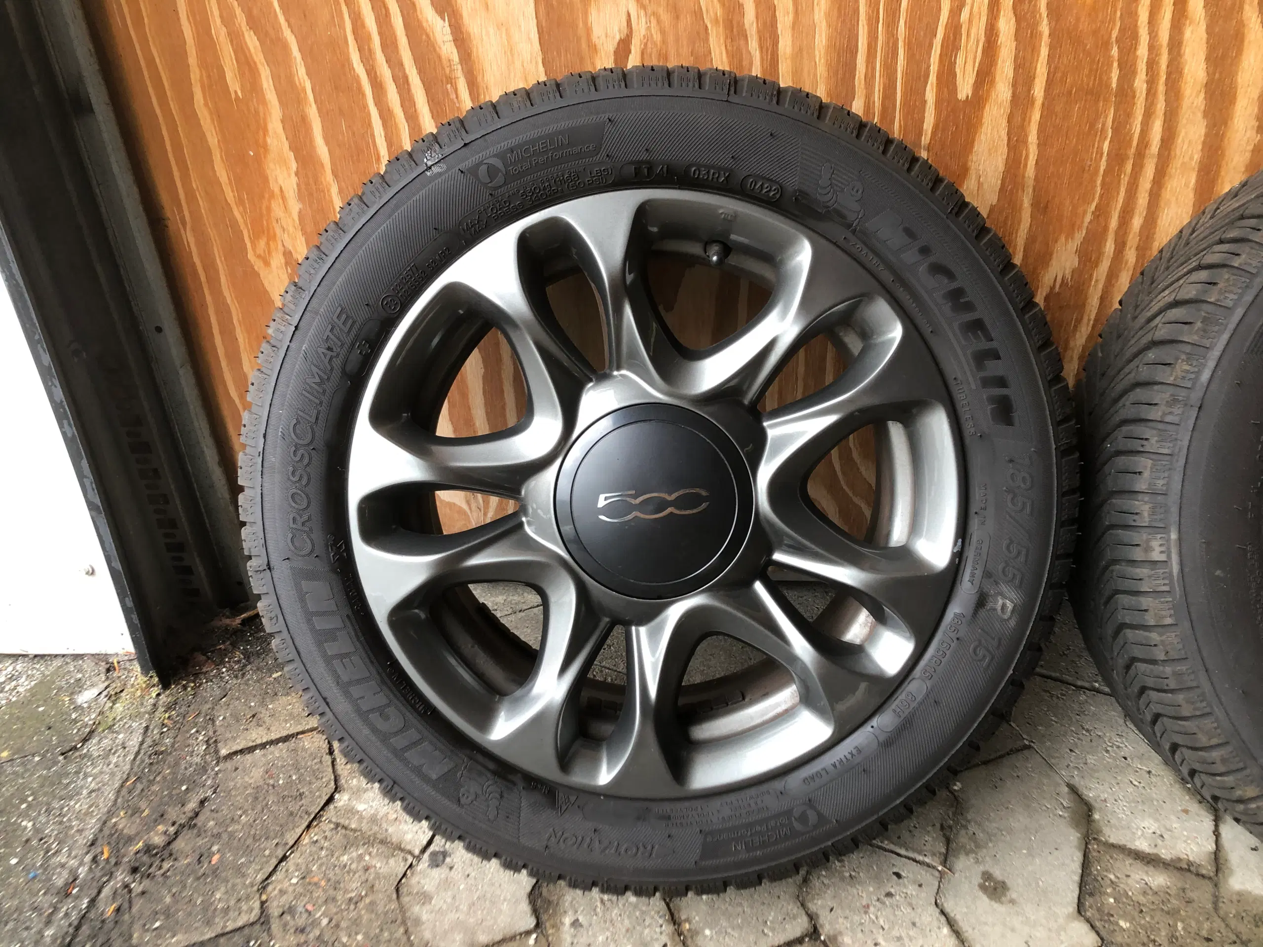 Fiat 500 Sport fælge Michelin helårsdæk