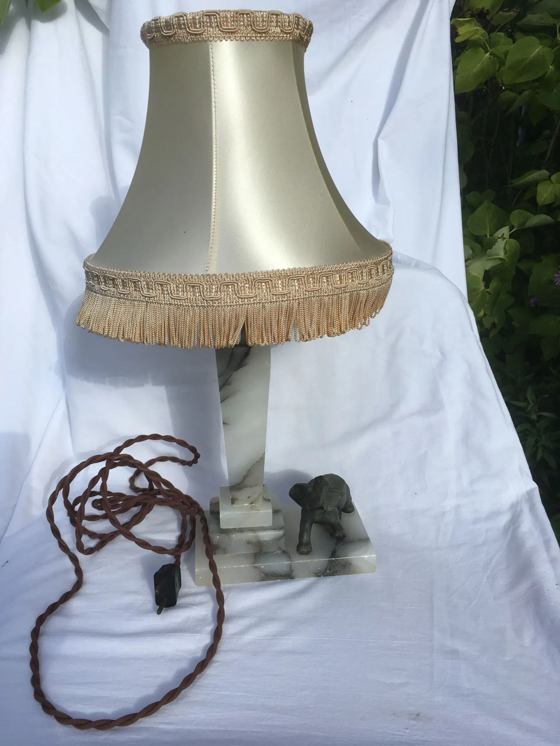 Retro marmor bordlampe