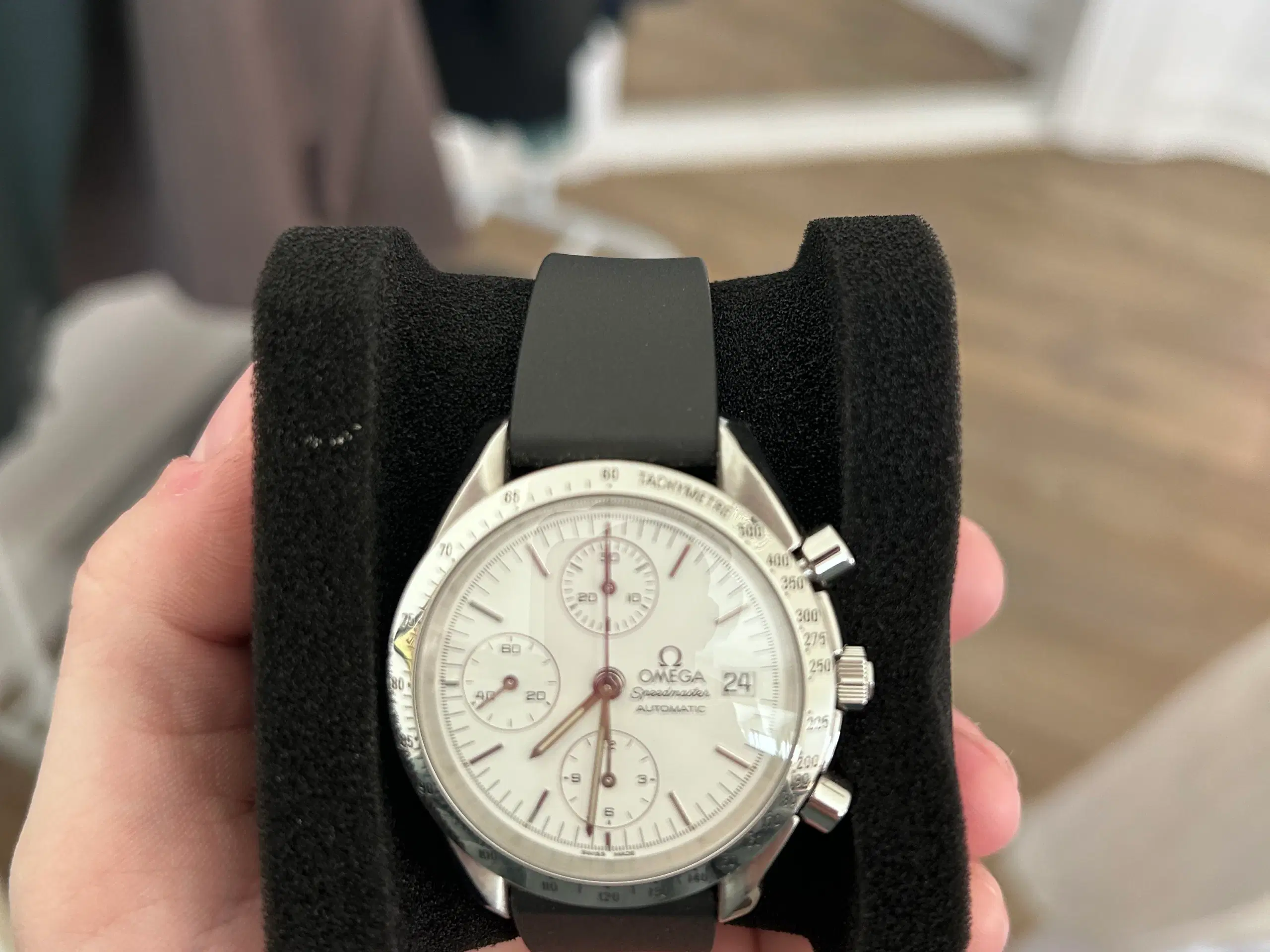 Omega speedmaster date reduced