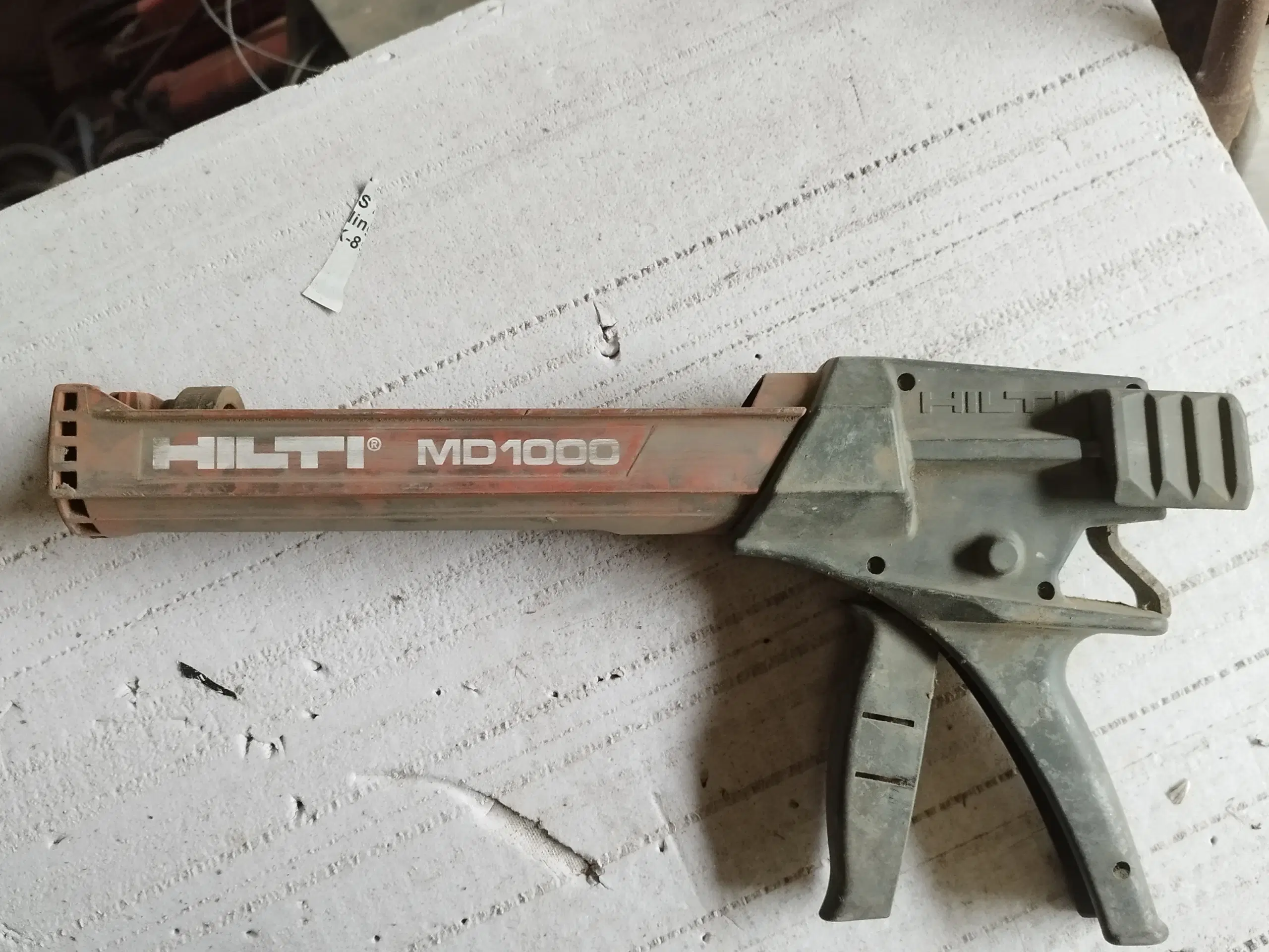 Hilti pistol til lim