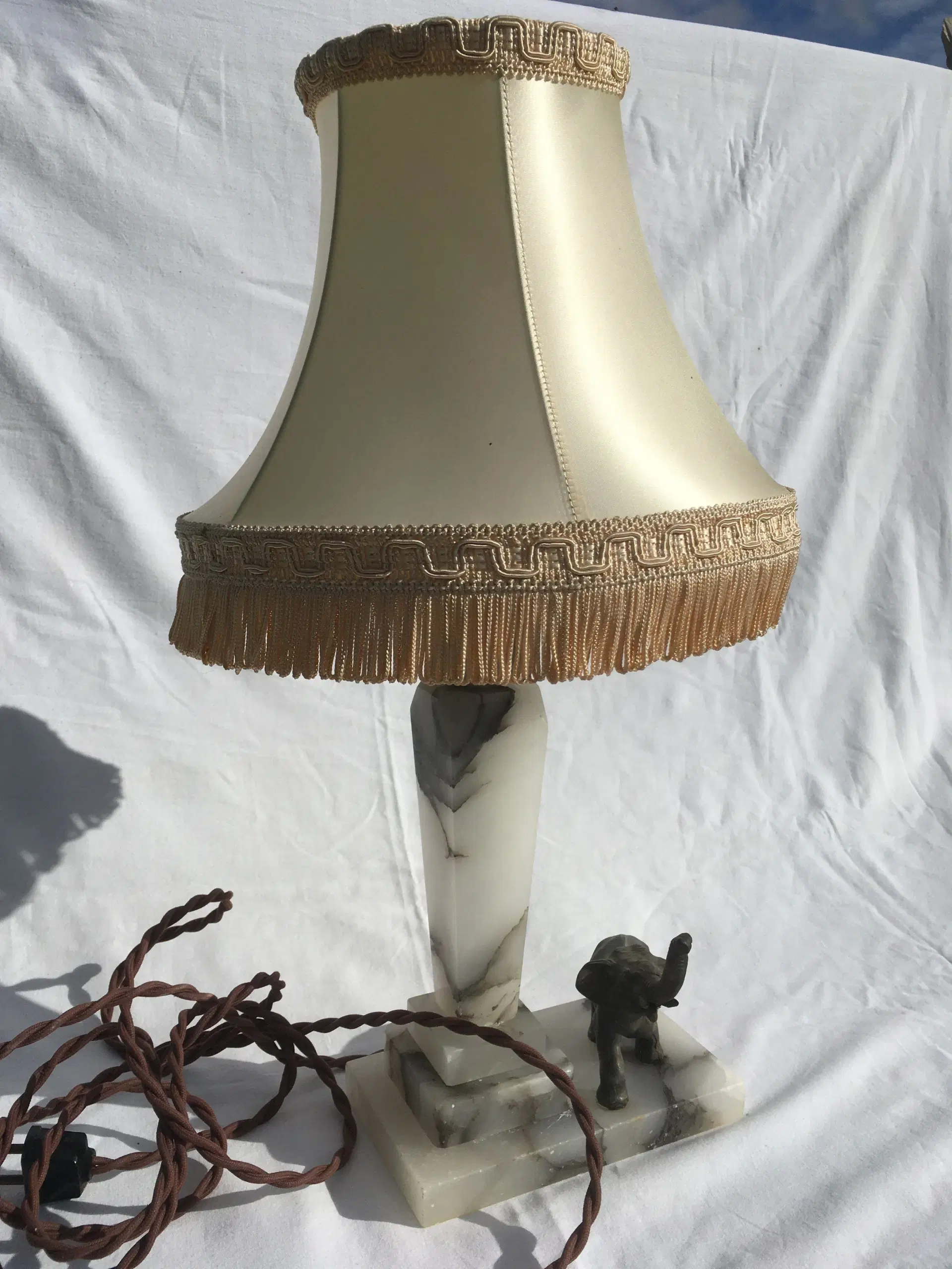 Retro marmor bordlampe