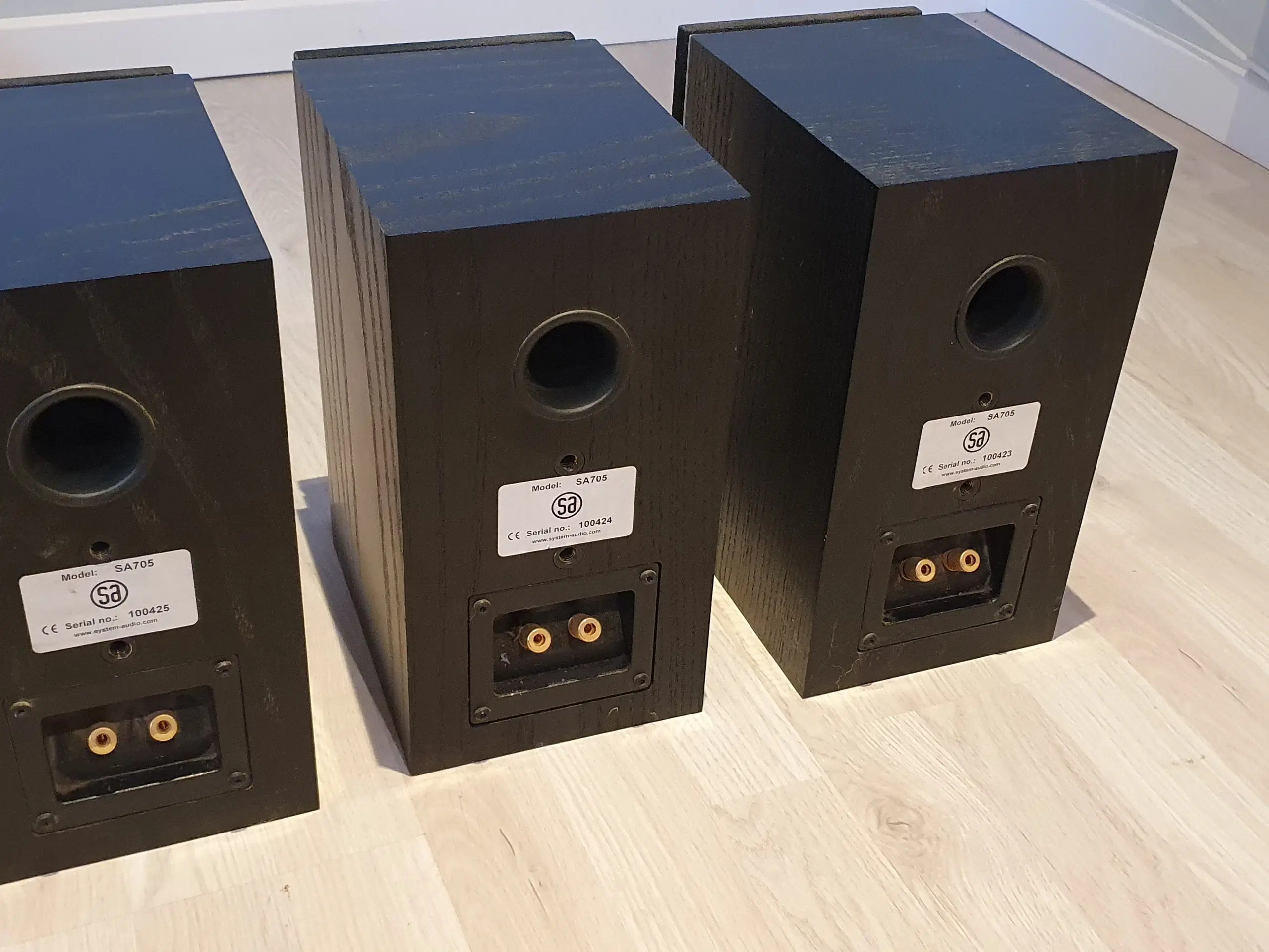 System Audio 705 højtalere