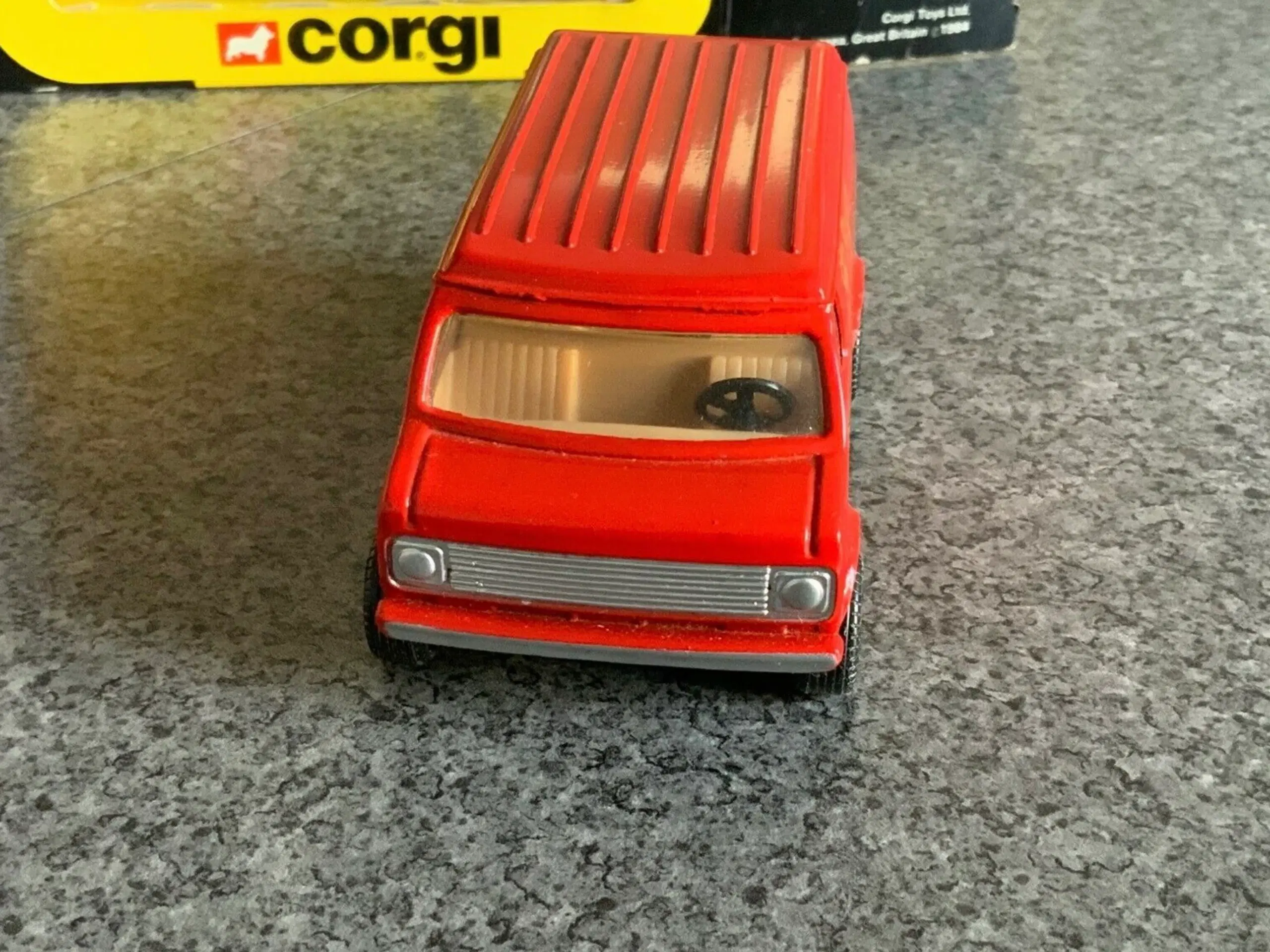 Corgi Toys No 423/1 GM Van Royal Mail