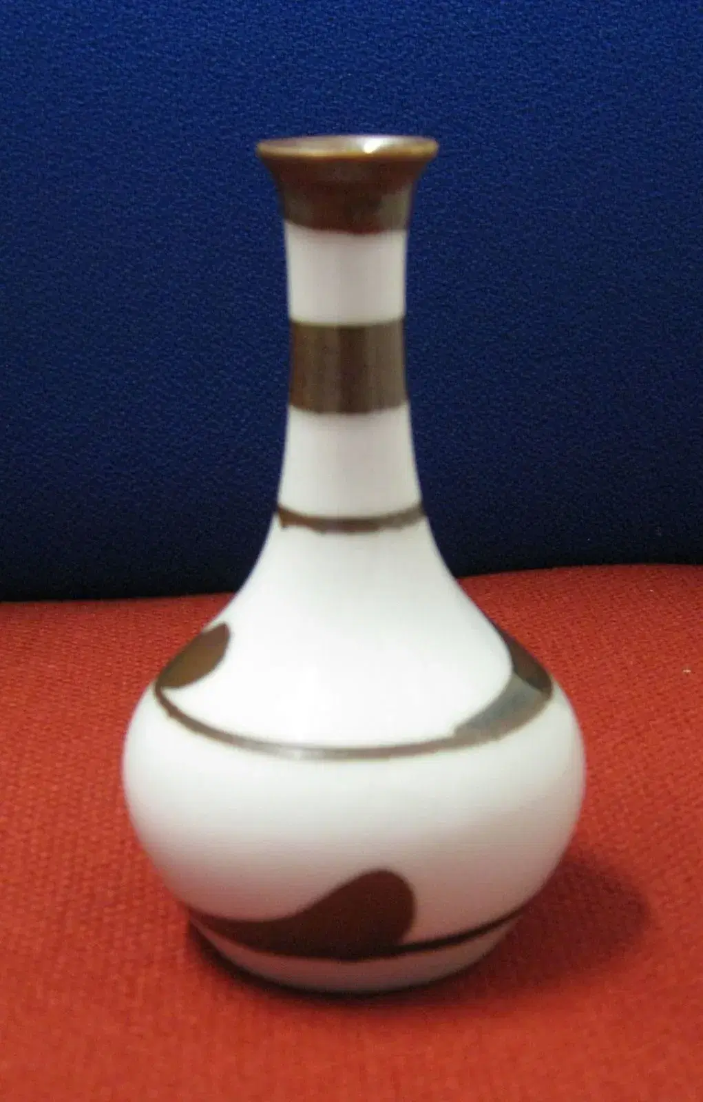 BG vase