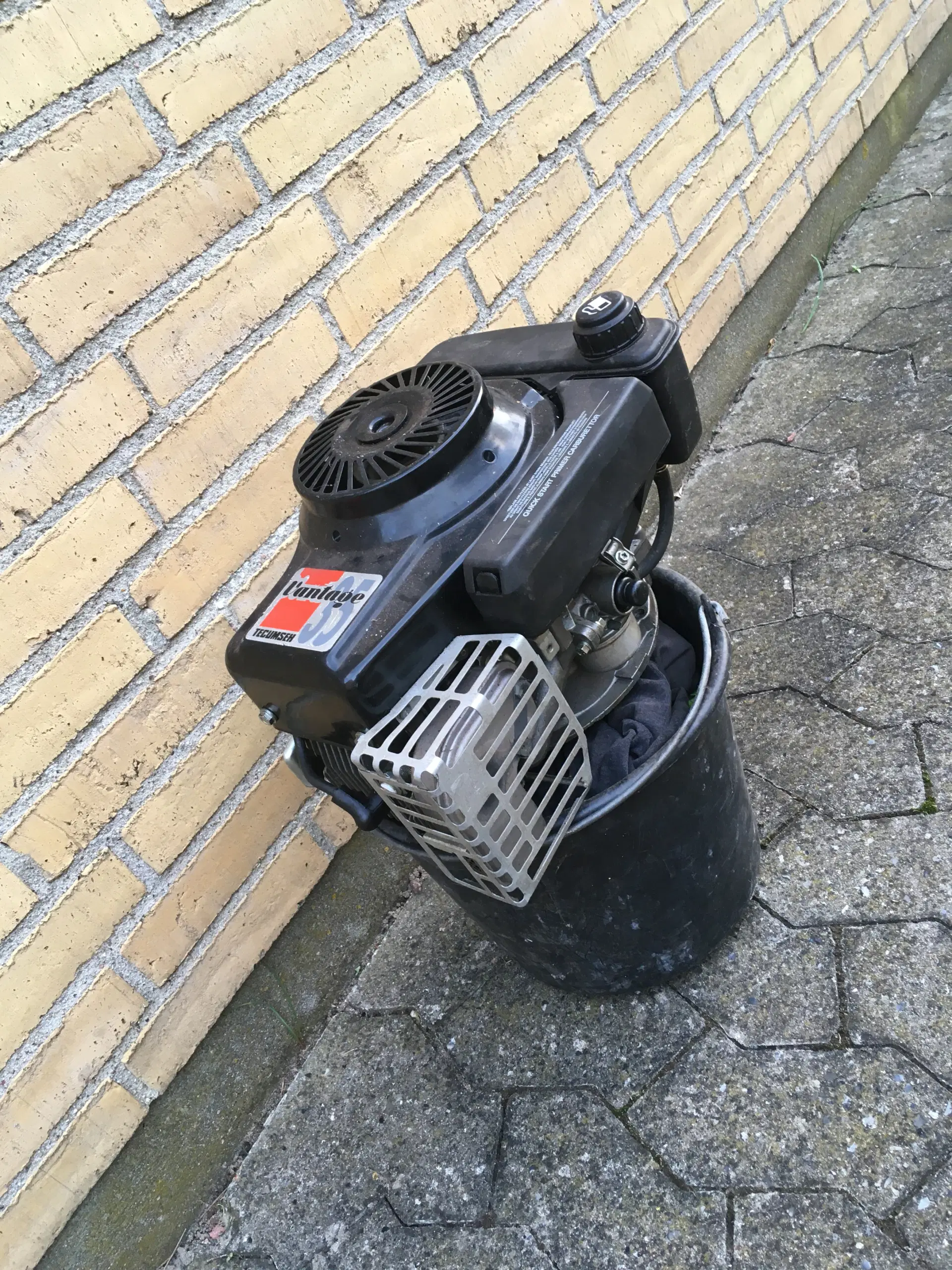 Motor plæneklipper