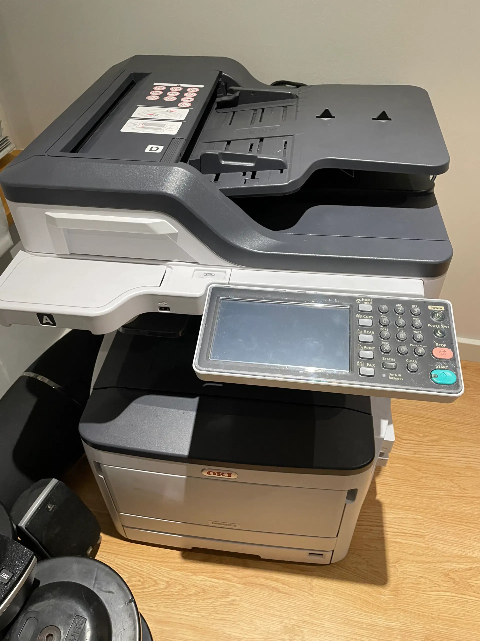 OKI MC883 Laser Multifunktions printer