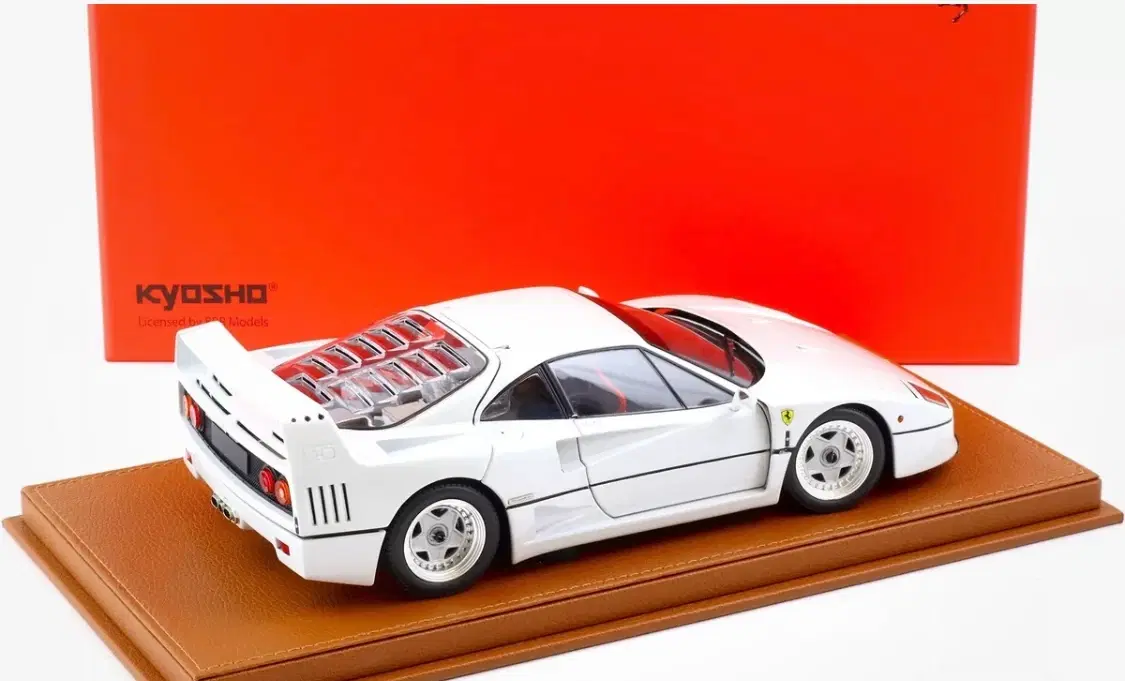 1:18 Ferrari F40 Limted 78 Stk