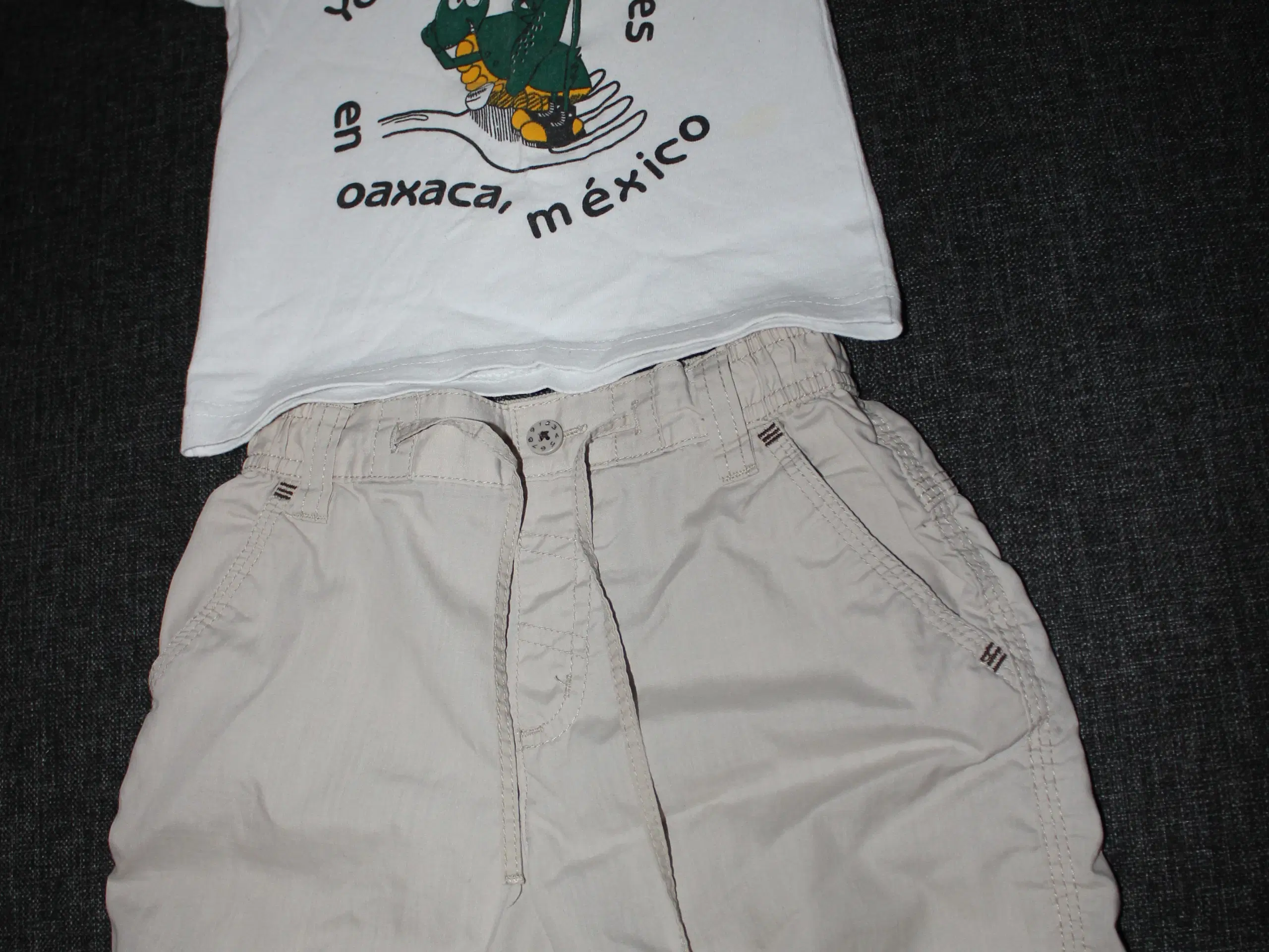 Shorts og t-shirt Blandede str 86/92