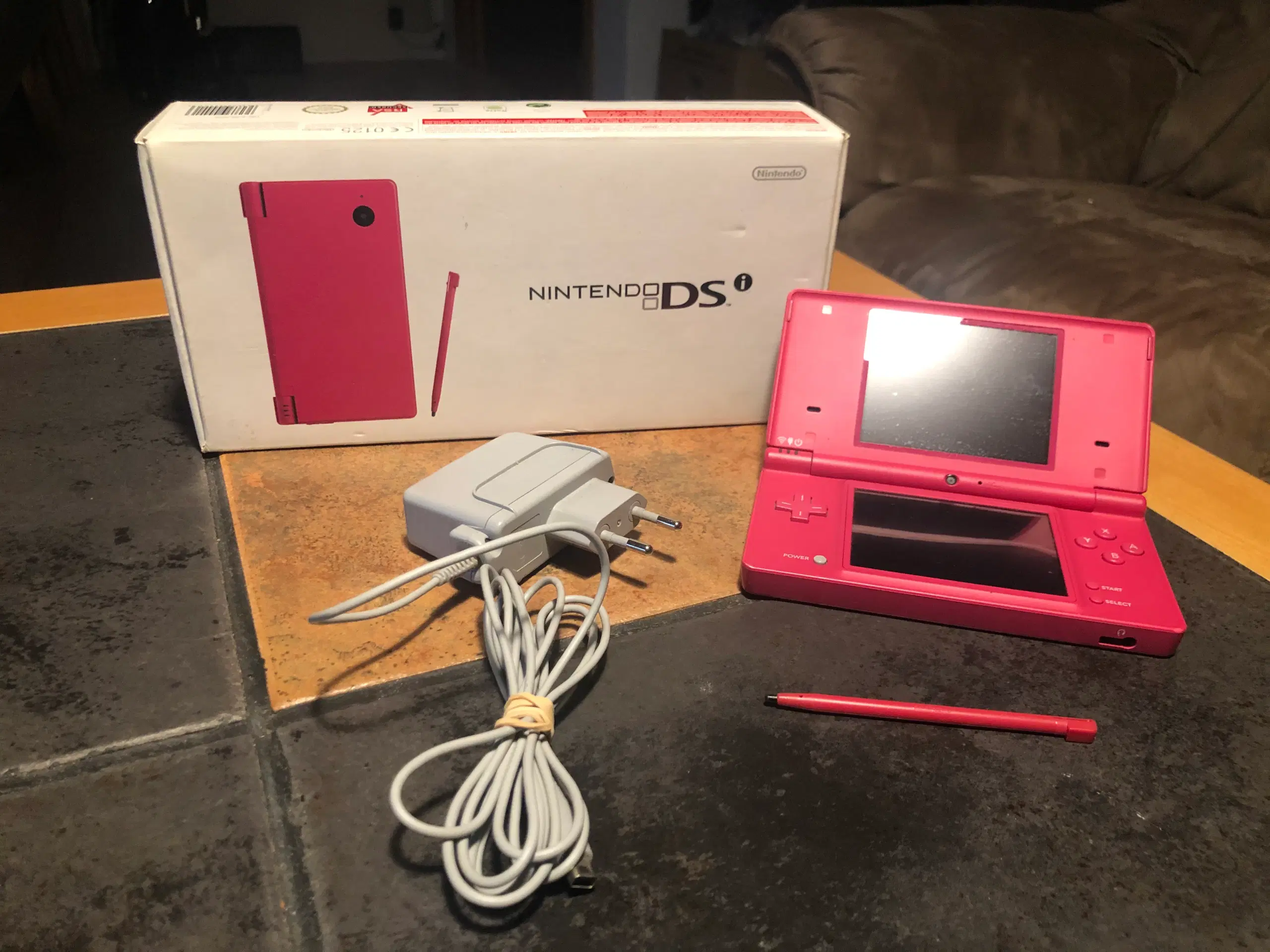 Nintendo DSi