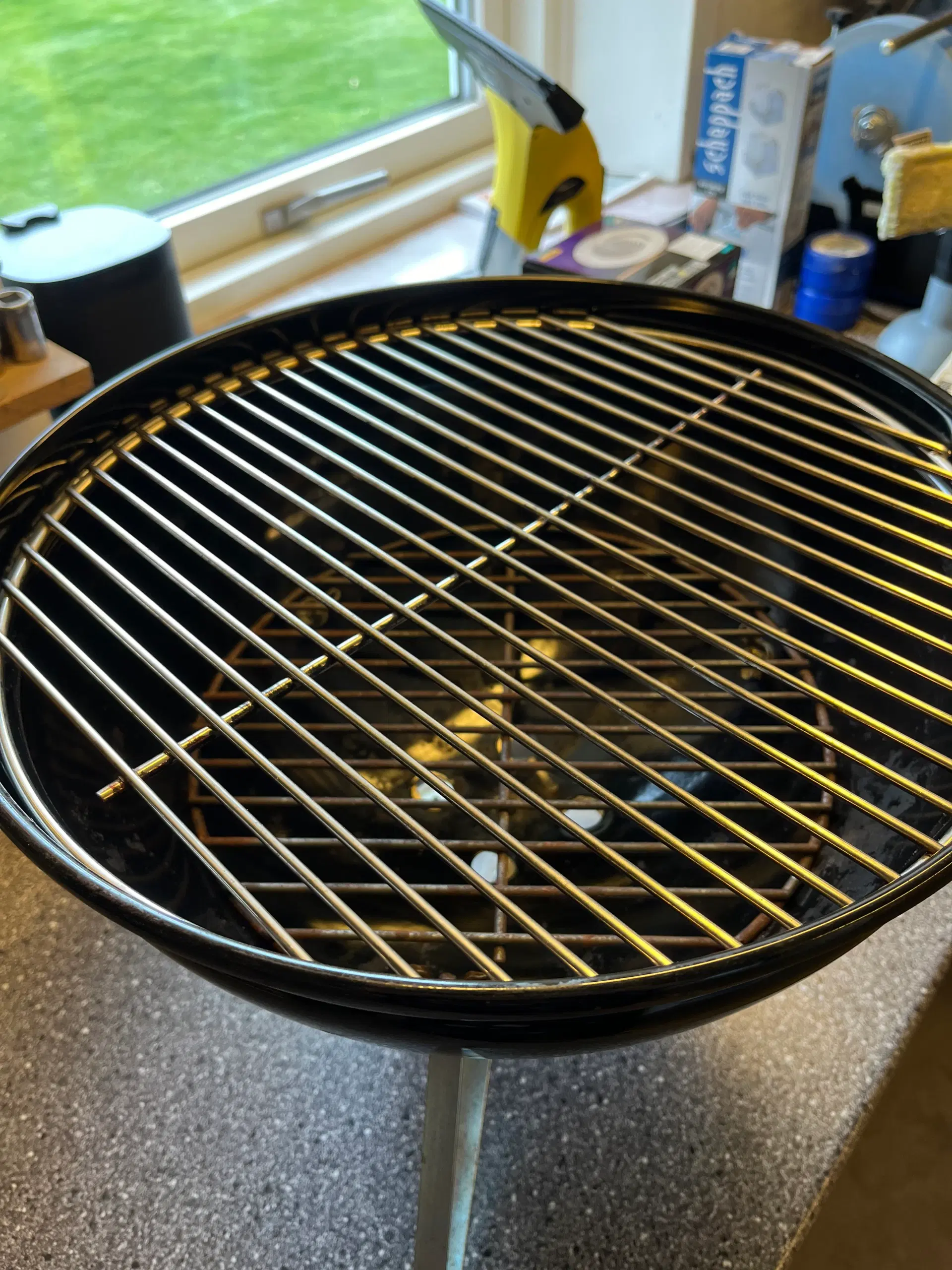 Weber smokey Joe grill