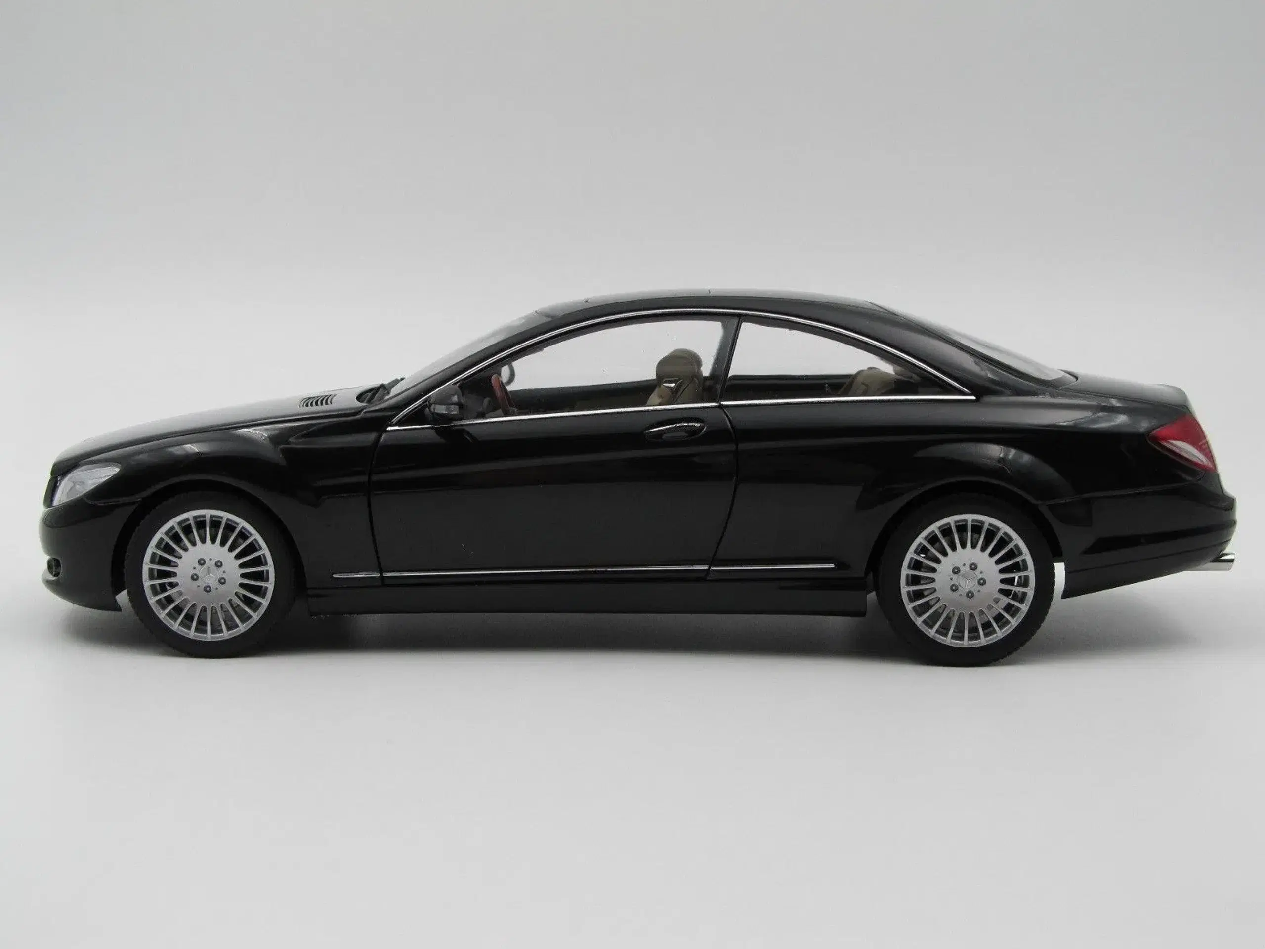 2007 Mercedes CL 500 1:18 - AUTOart