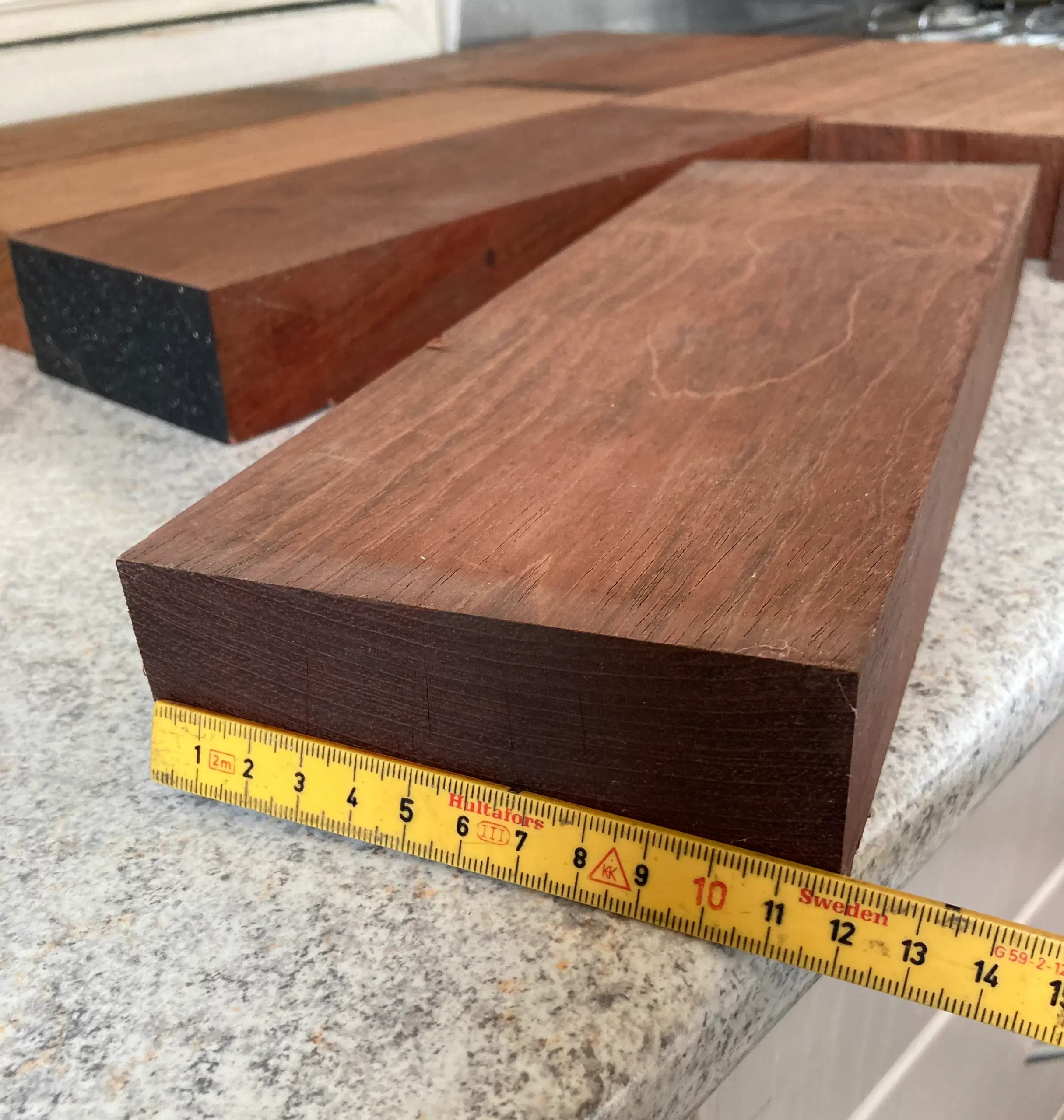 Hårdtræ 4cm x 12cm - Jatoba træsort