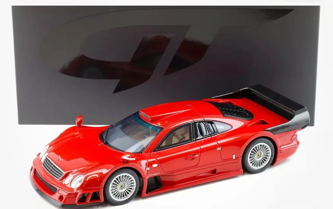 1:18 Mercedes CLK GTR Coupe Super Sport