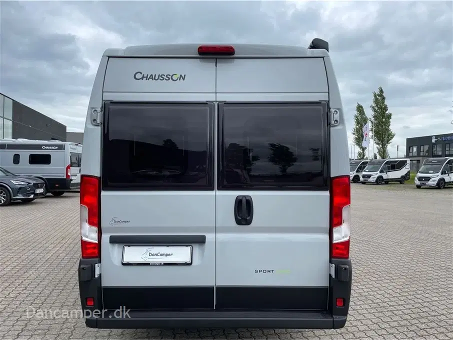 2024 - Chausson V697   Super vintercamper 140 HK 9-trins automatgear tilbehørs- connect- safety- og artic pakke