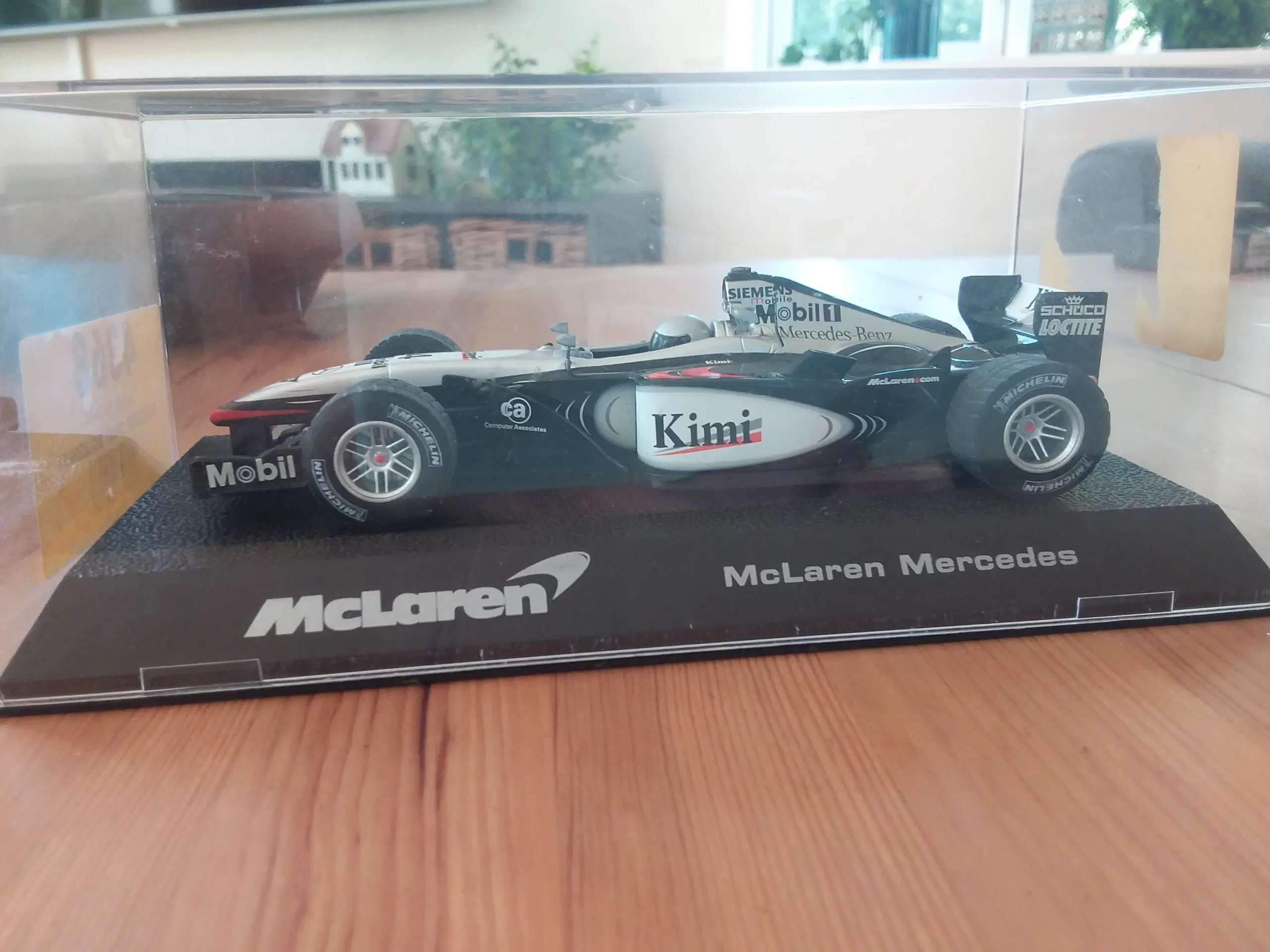 Scalextric McCartney F1