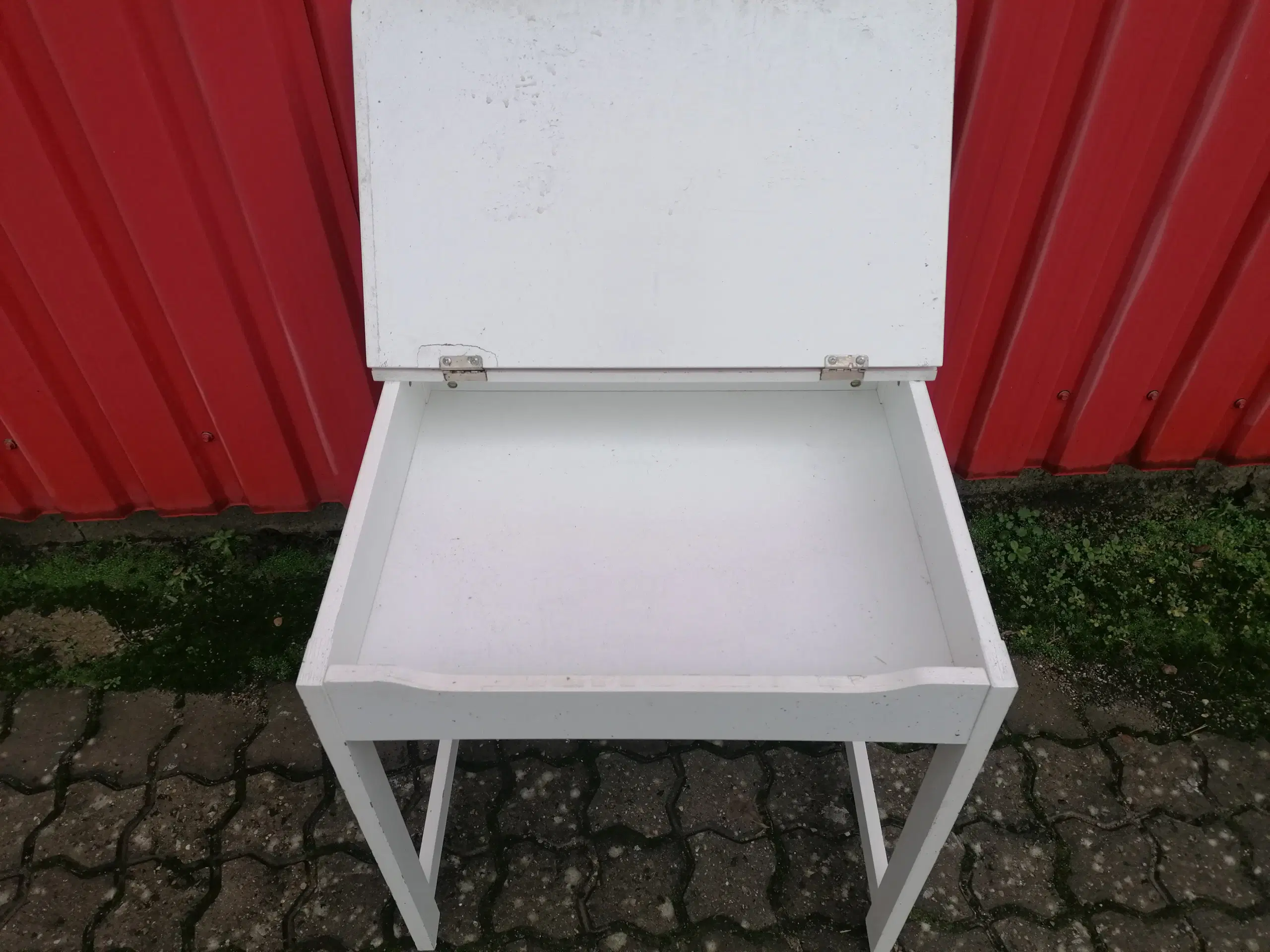 Børneskrivebord / Skrivepult ca HxBxD 55x60x45