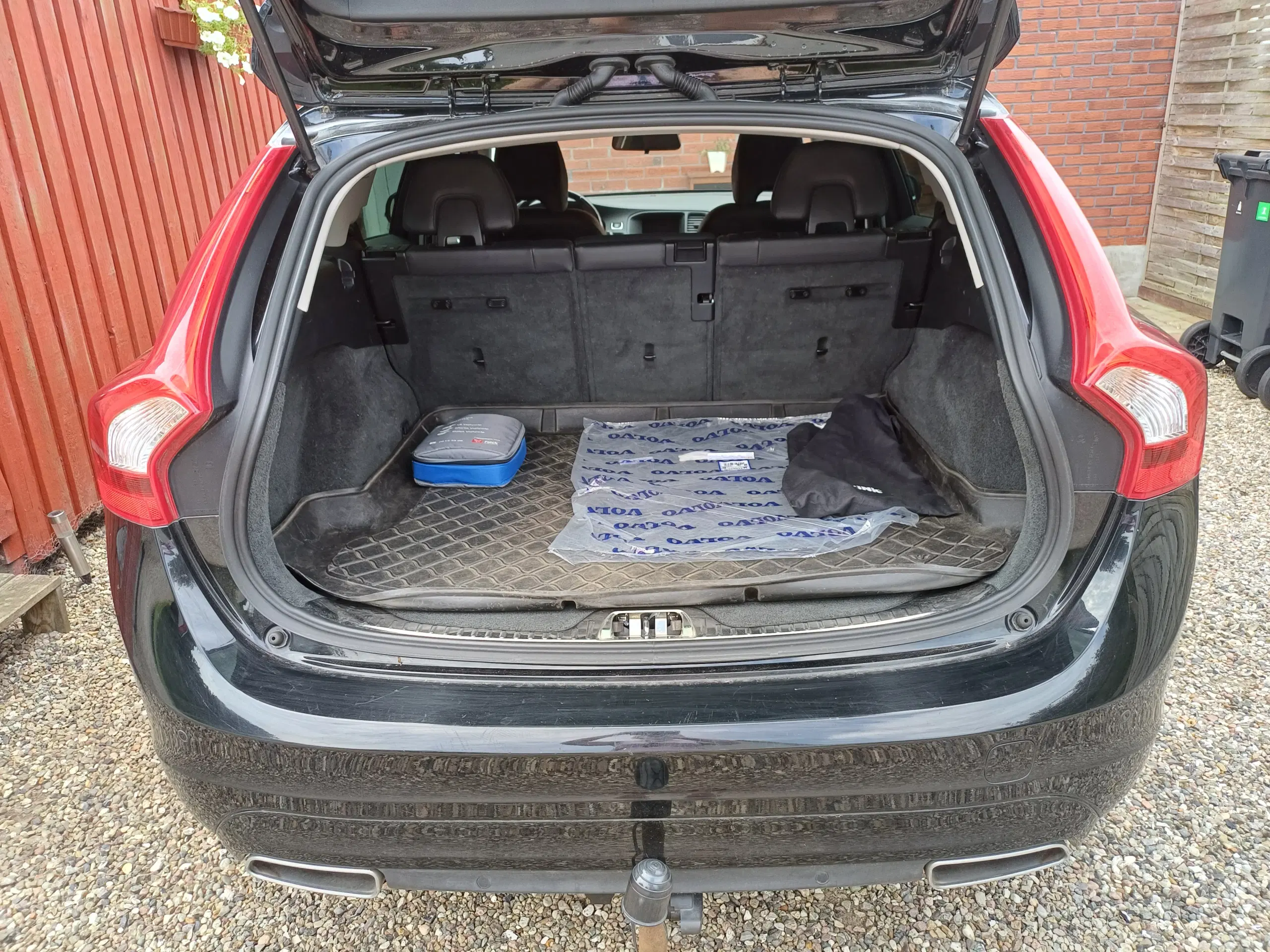 Volvo V60 20 D4 181 Momentum Drive-E 2015