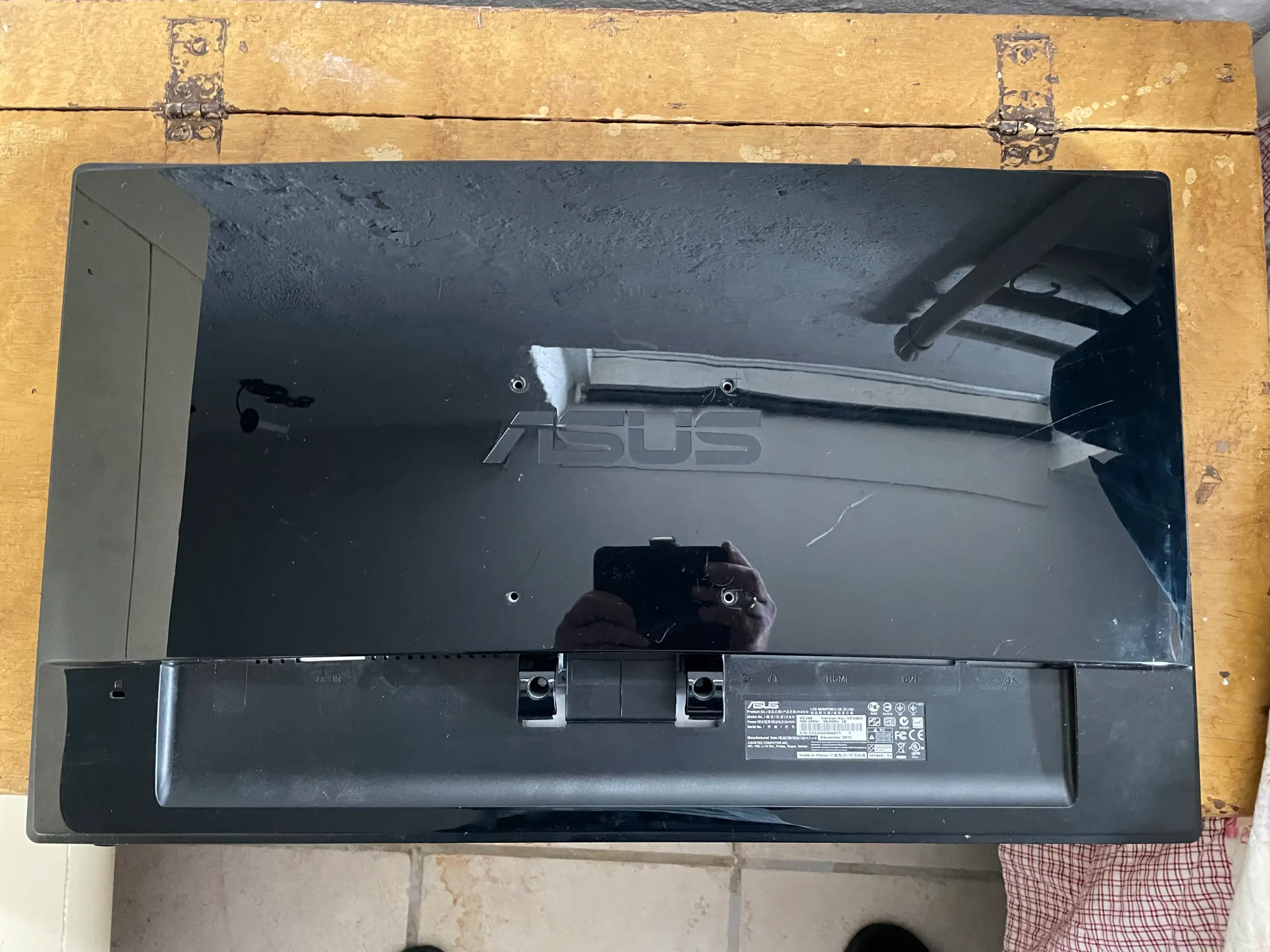 Skærm Asus 24”