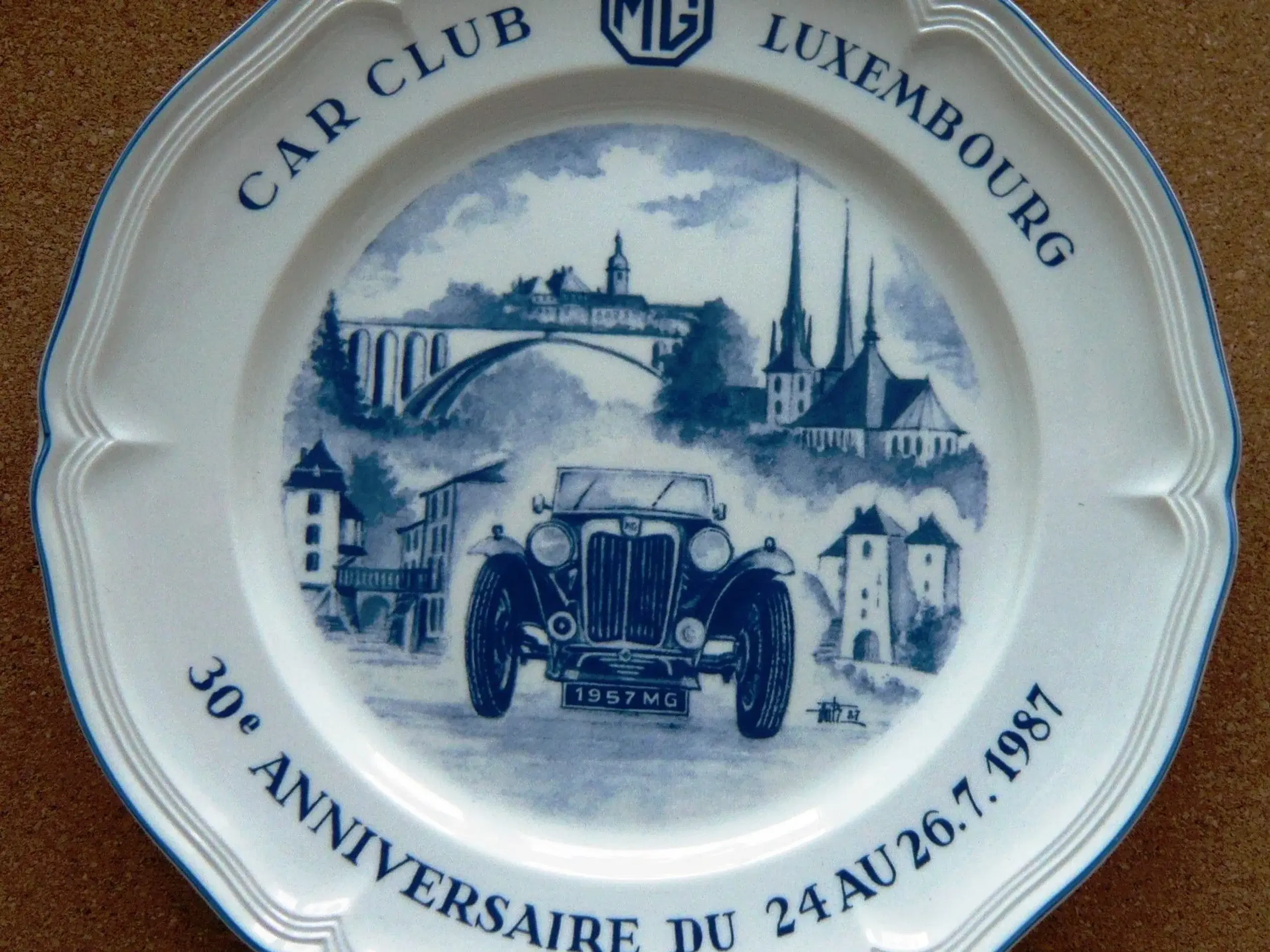 Villeroy  Boch platte: MG Car Club Luxemburg