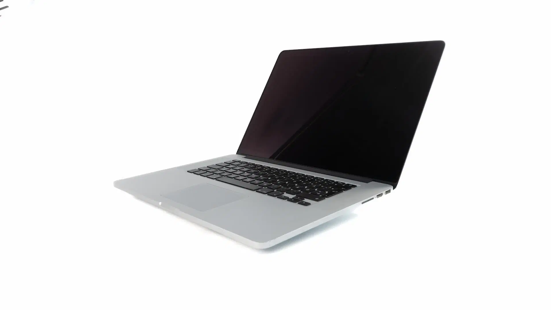 MacBook Pro 15" Silver Mid-2015 | i7-4770HQ 22GHz / 512GB SSD / 16GB RAM | Retina 2880x1800 / Grade B