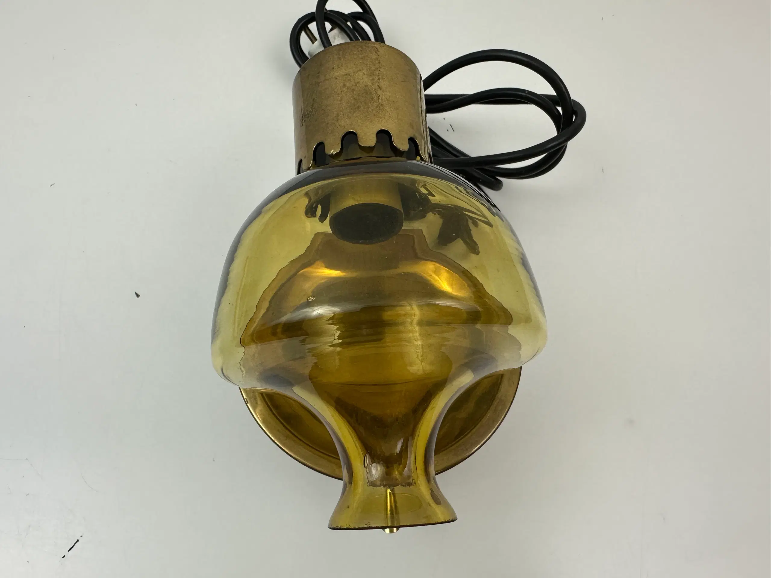 Vintage lampe i messing / glas