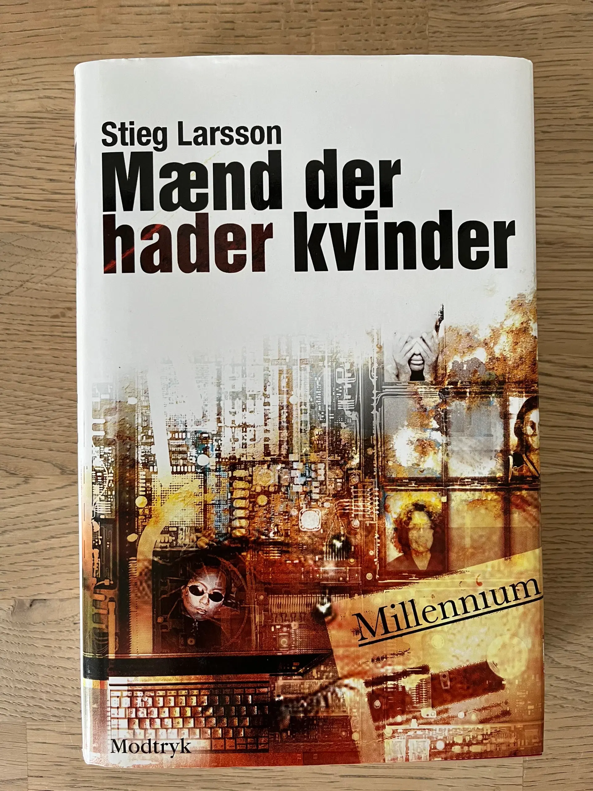 Stieg Larsson: Mænd der hader kvinder