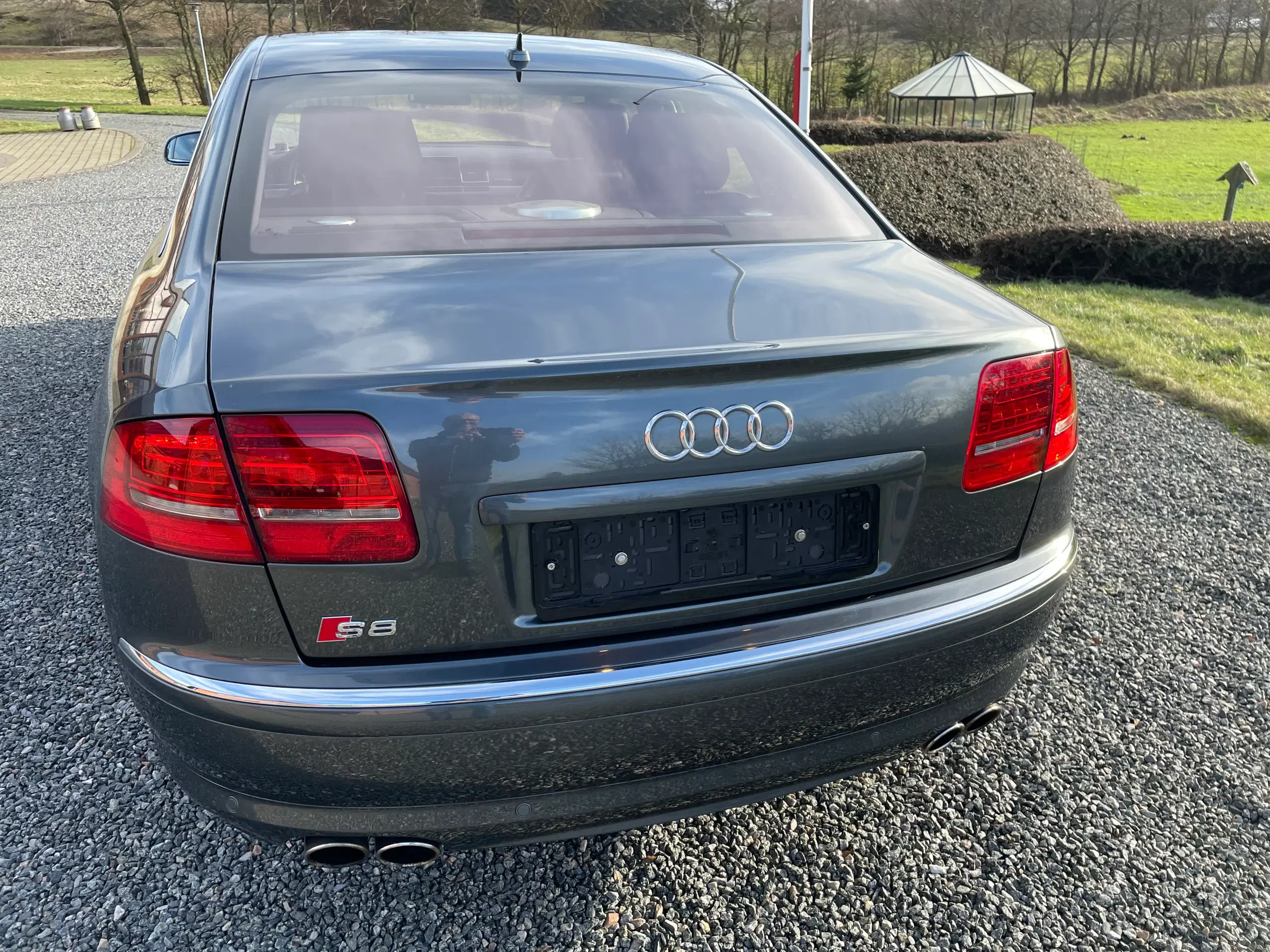 Audi S8 52 V10