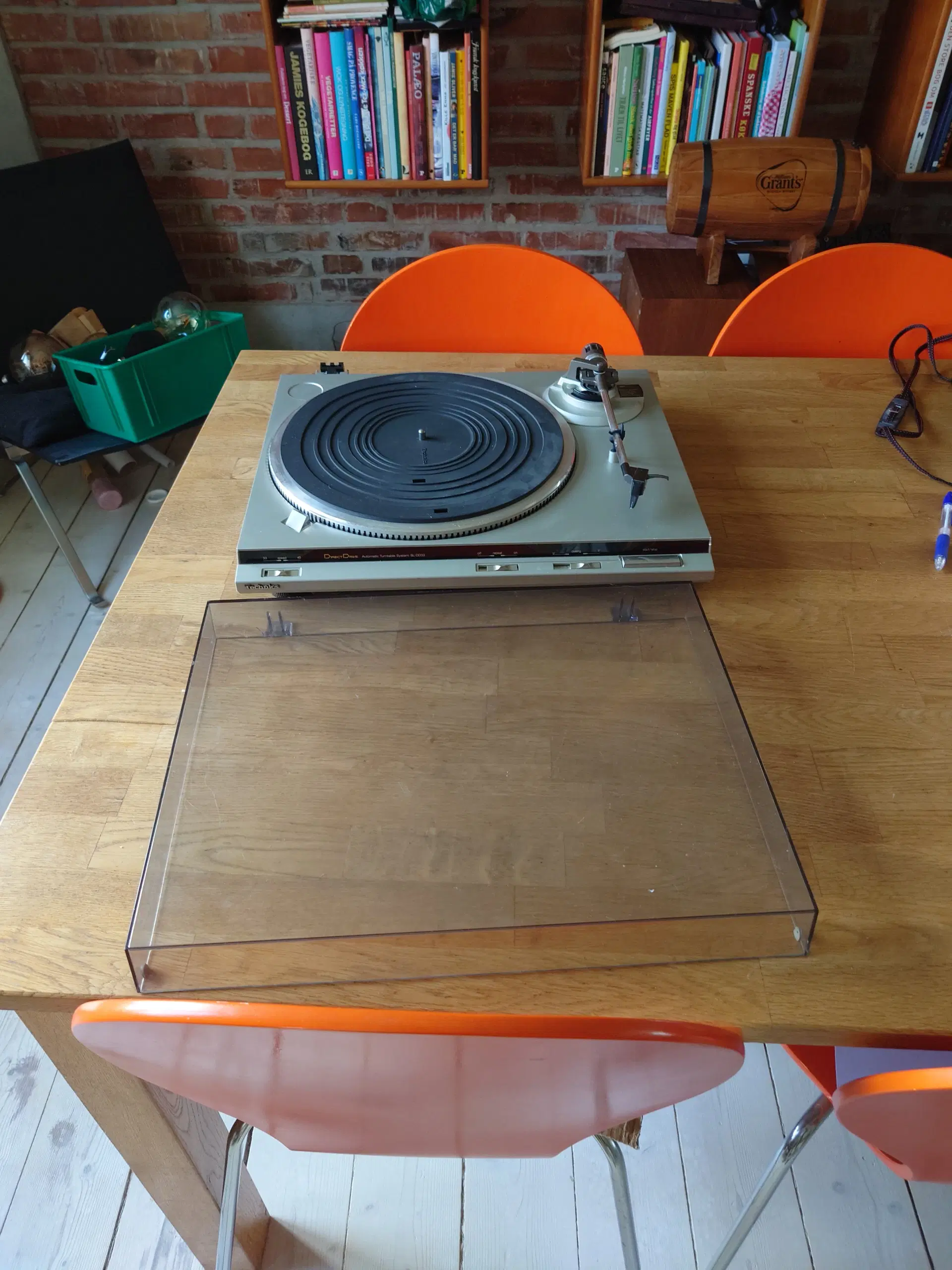 Technics SL-DD33 pladespiller