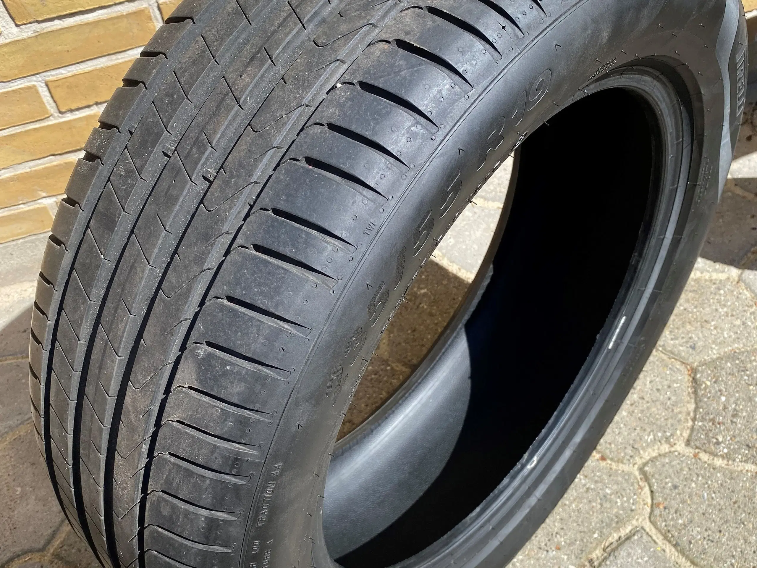 4 stk Pirelli Scorpion dæk - str 235x55-R19