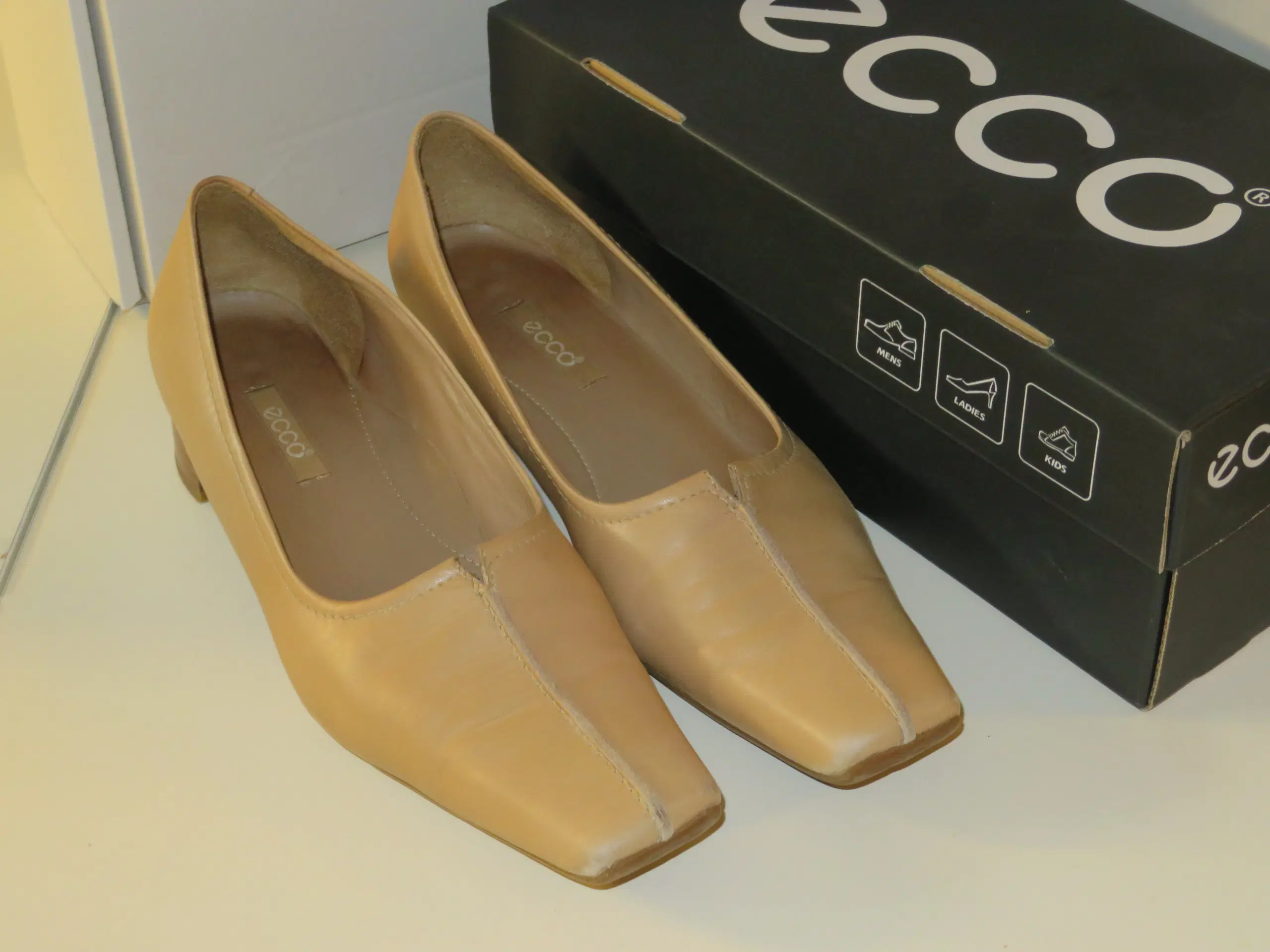 Str 39 Pumps Ecco sandfarvet