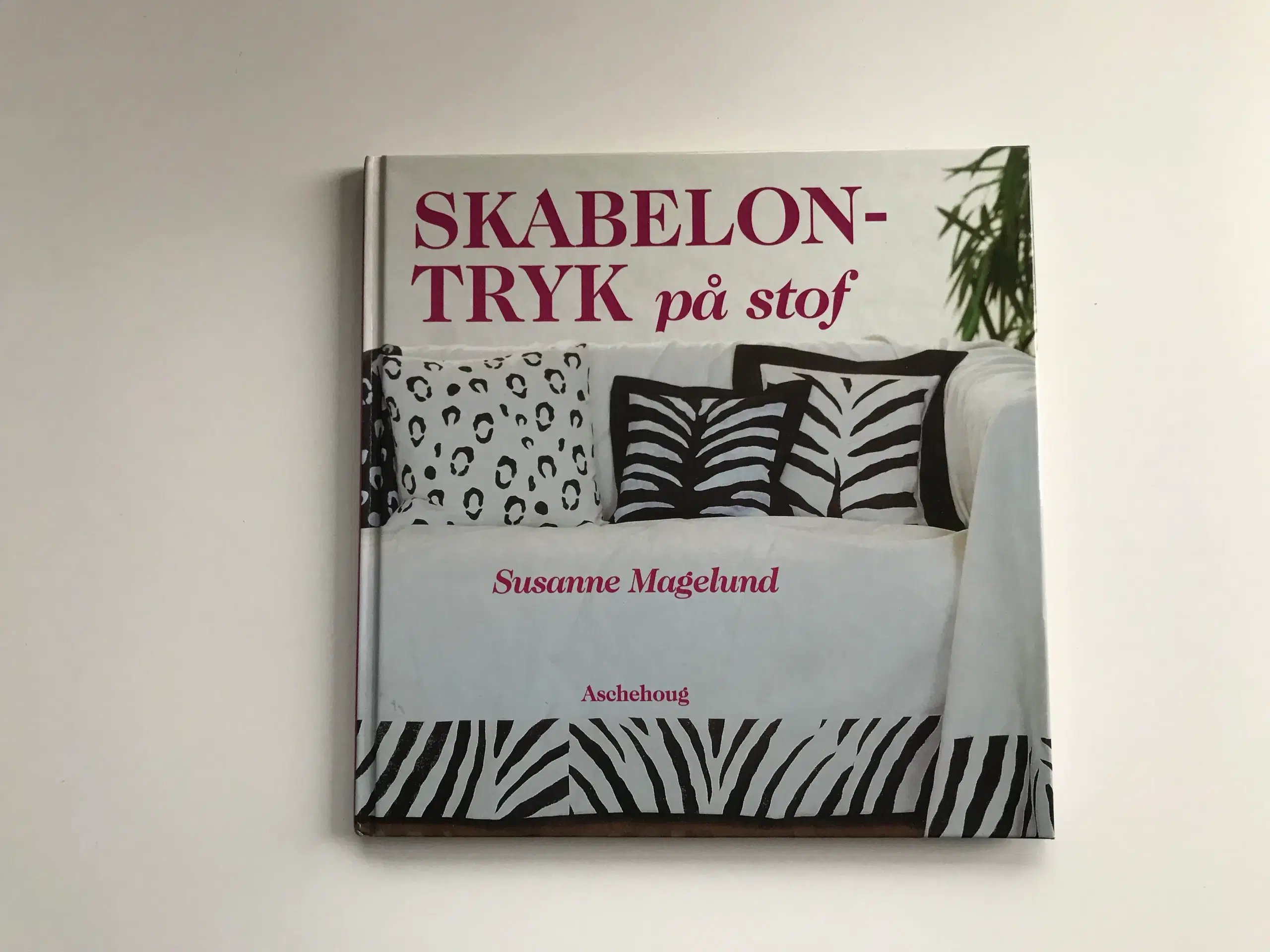 Skabelontryk på stof af Susanne Magelund