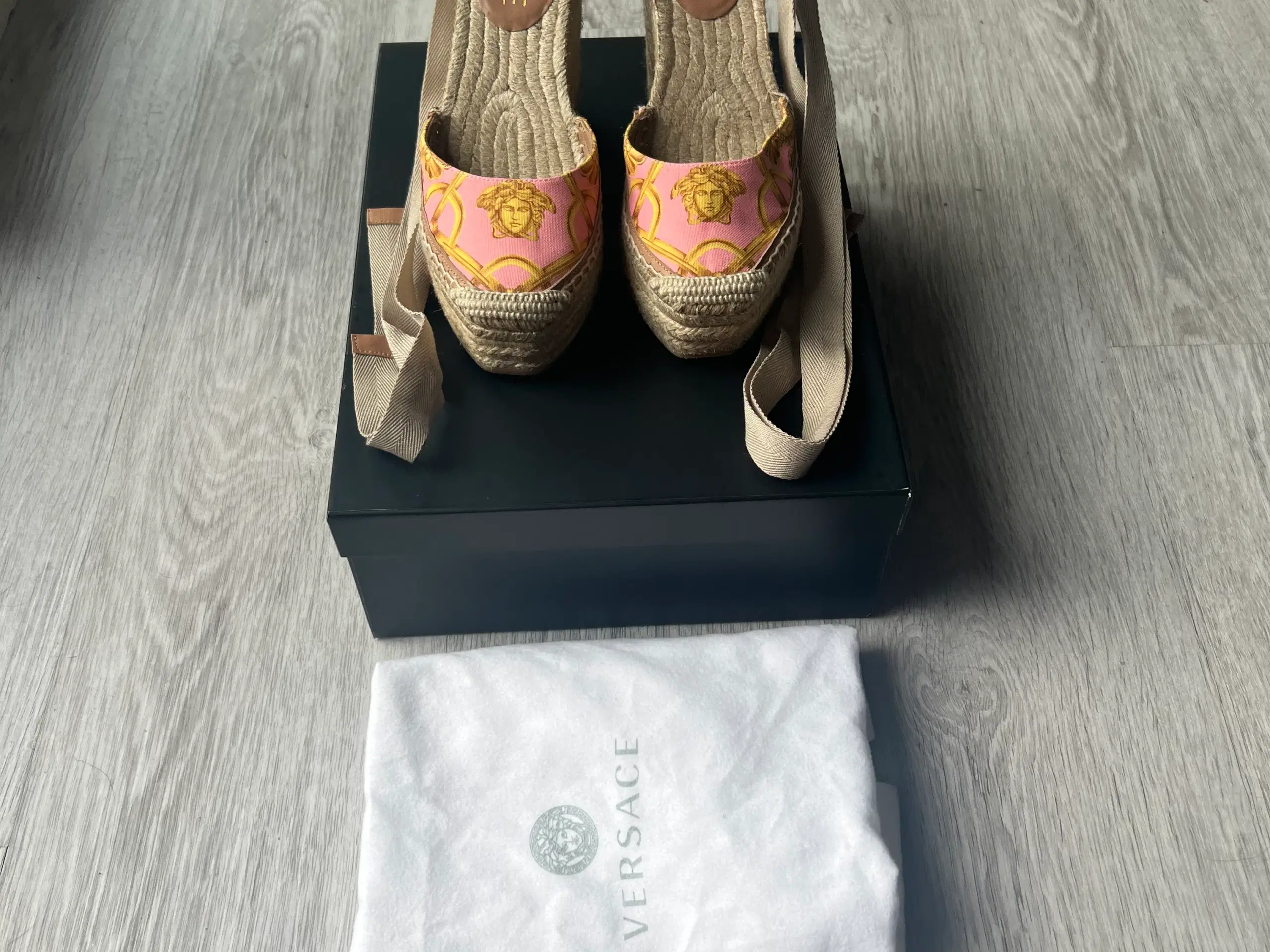 Versace wedge espadrillers i str 36