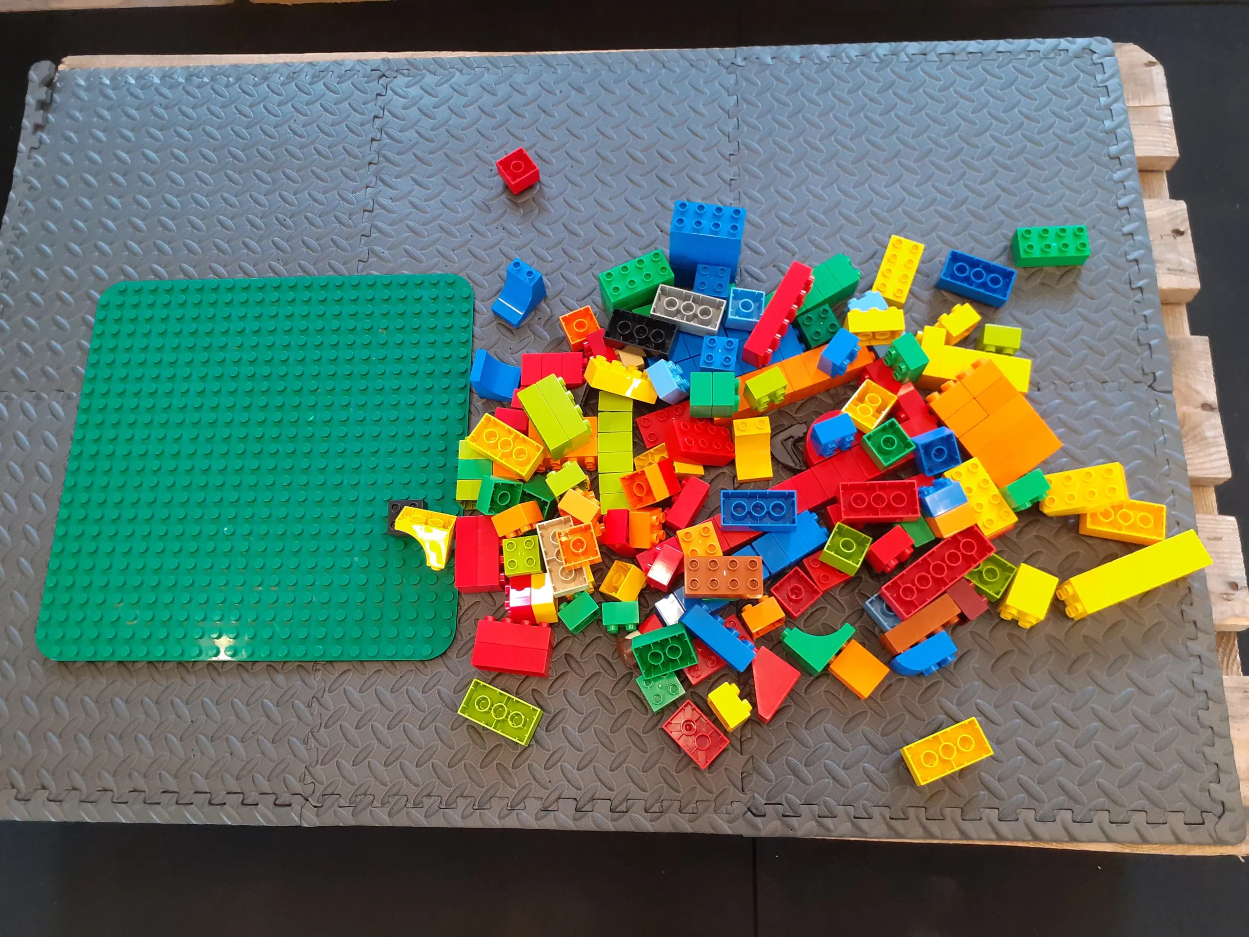 LEGO Duplo Plade og kloder