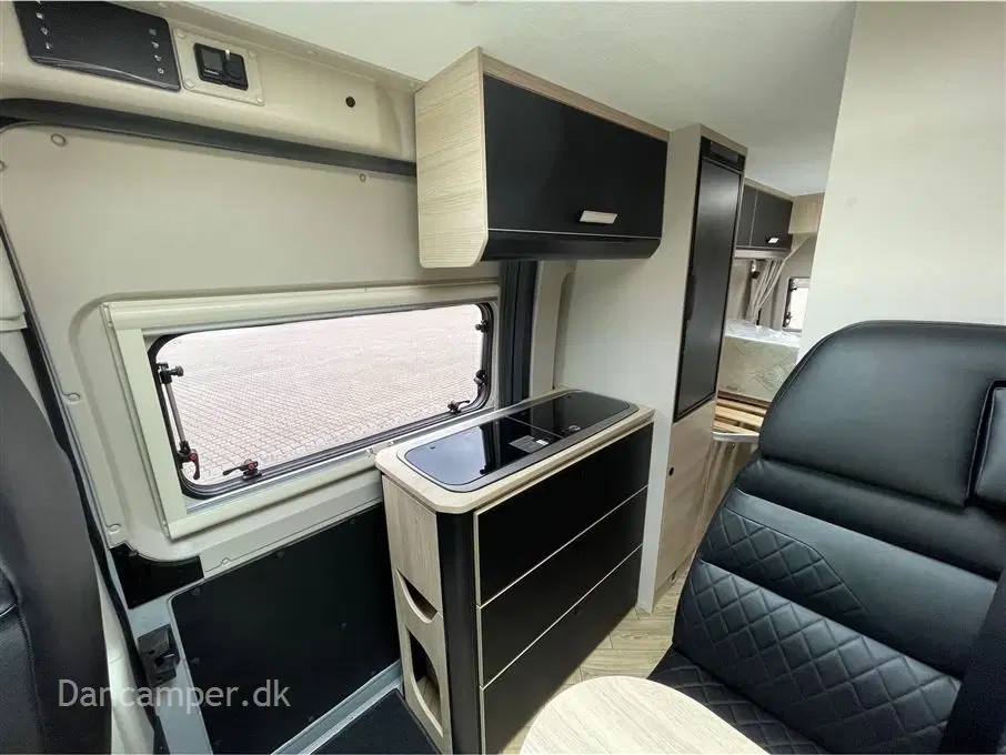 2024 - Chausson V697   Super vintercamper 140 HK 9-trins automatgear tilbehørs- connect- safety- og artic pakke