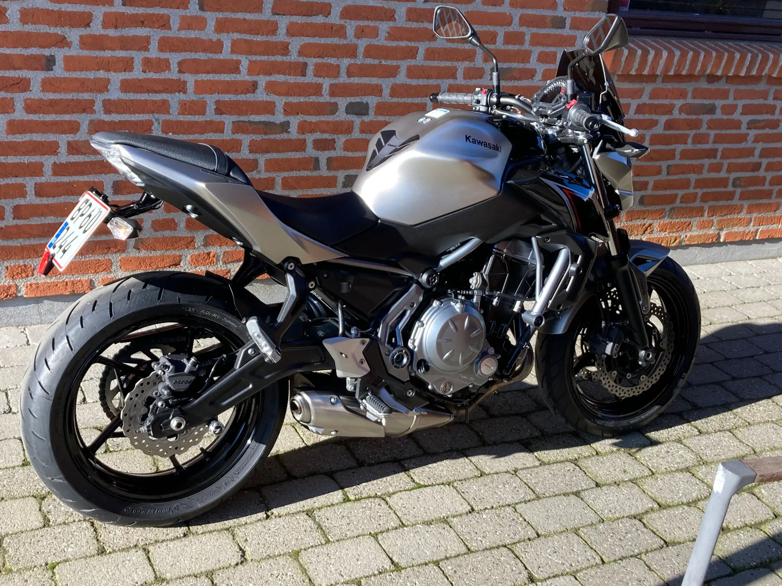 Kawasaki z 650