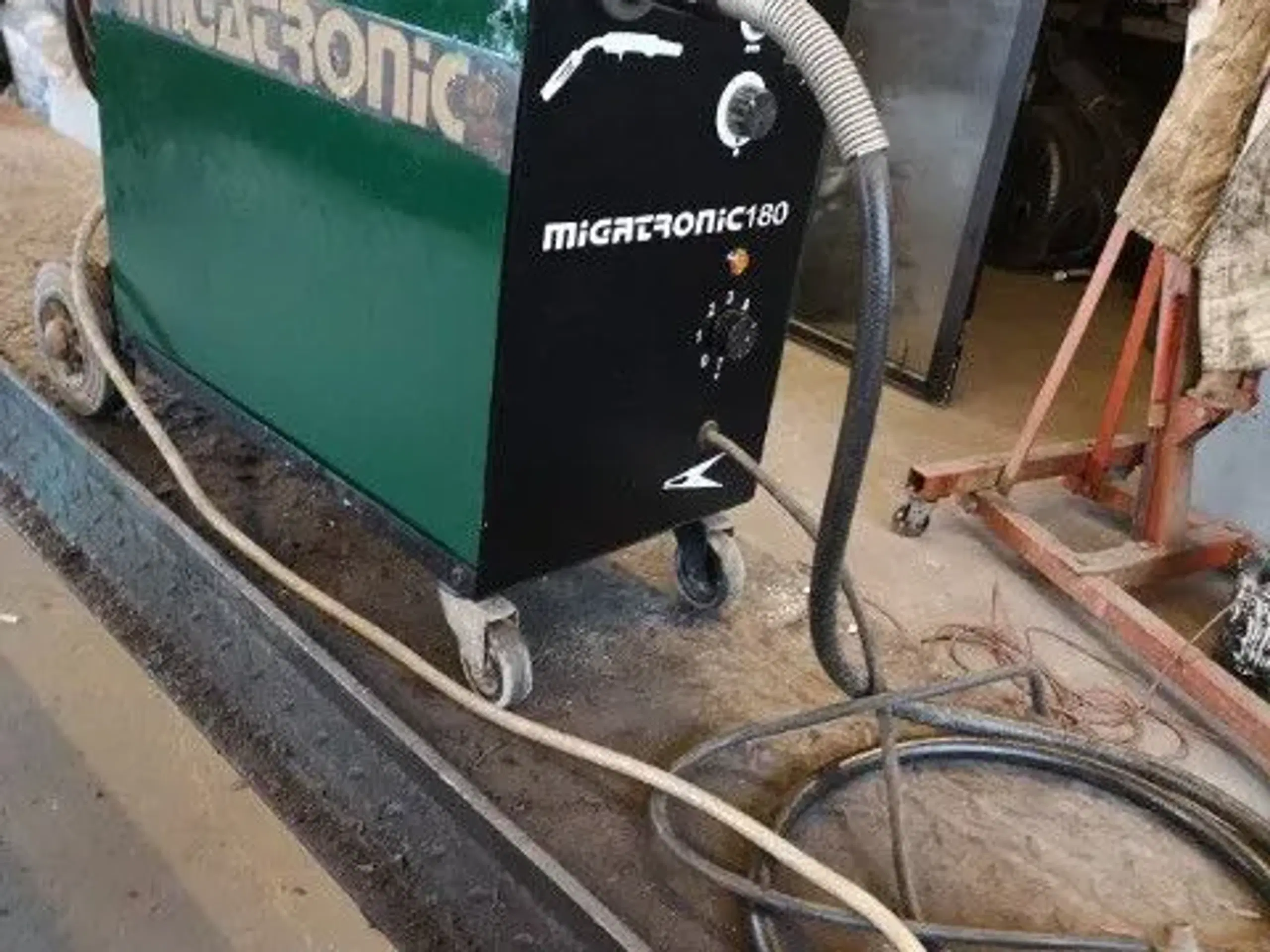 Migatronic 180