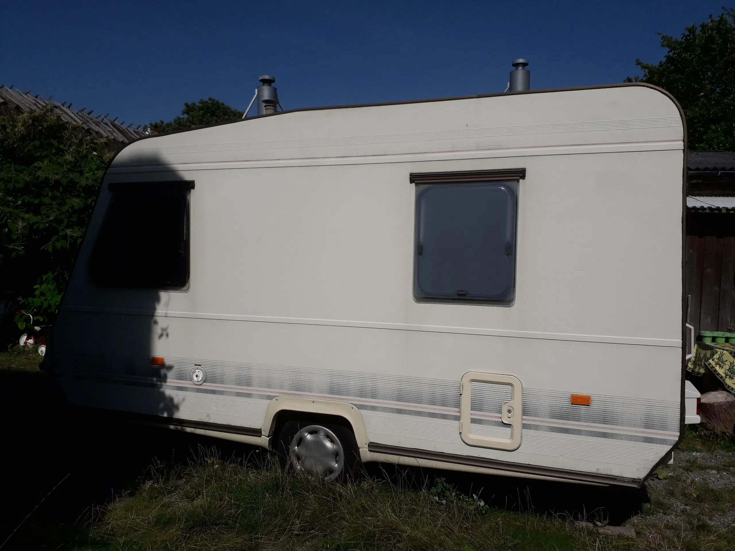 Campingvogn Adria Optima 410