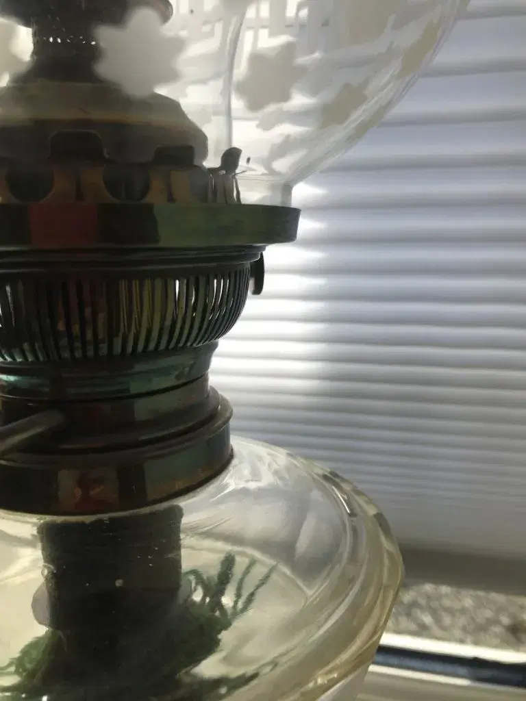 Fin antik petroleums lampe