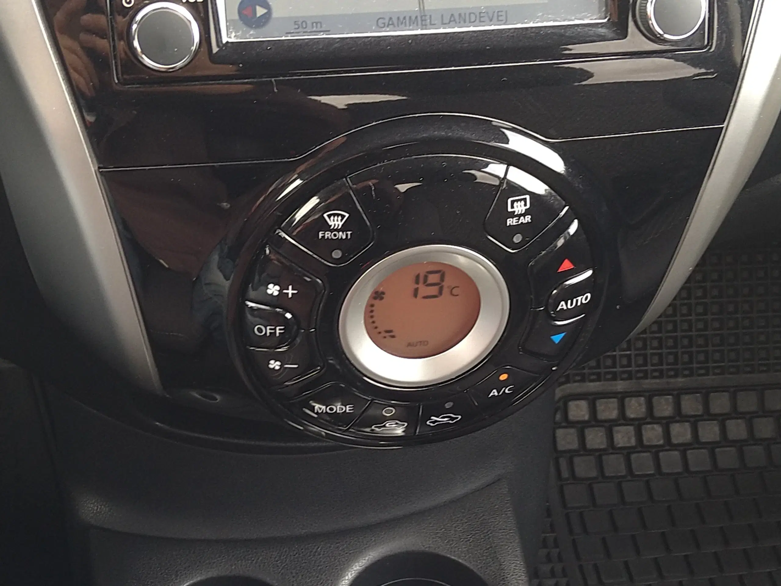 Nissan Note Automatgear