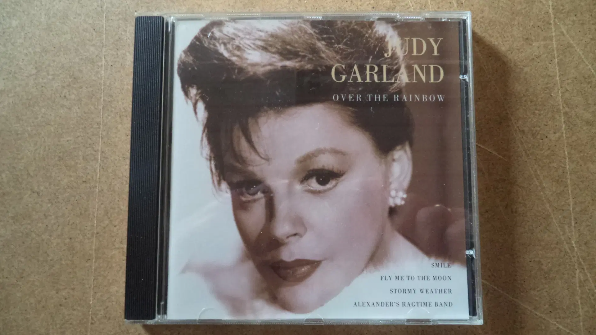 Judy Garland ** Over The Rainbow (20054-2)