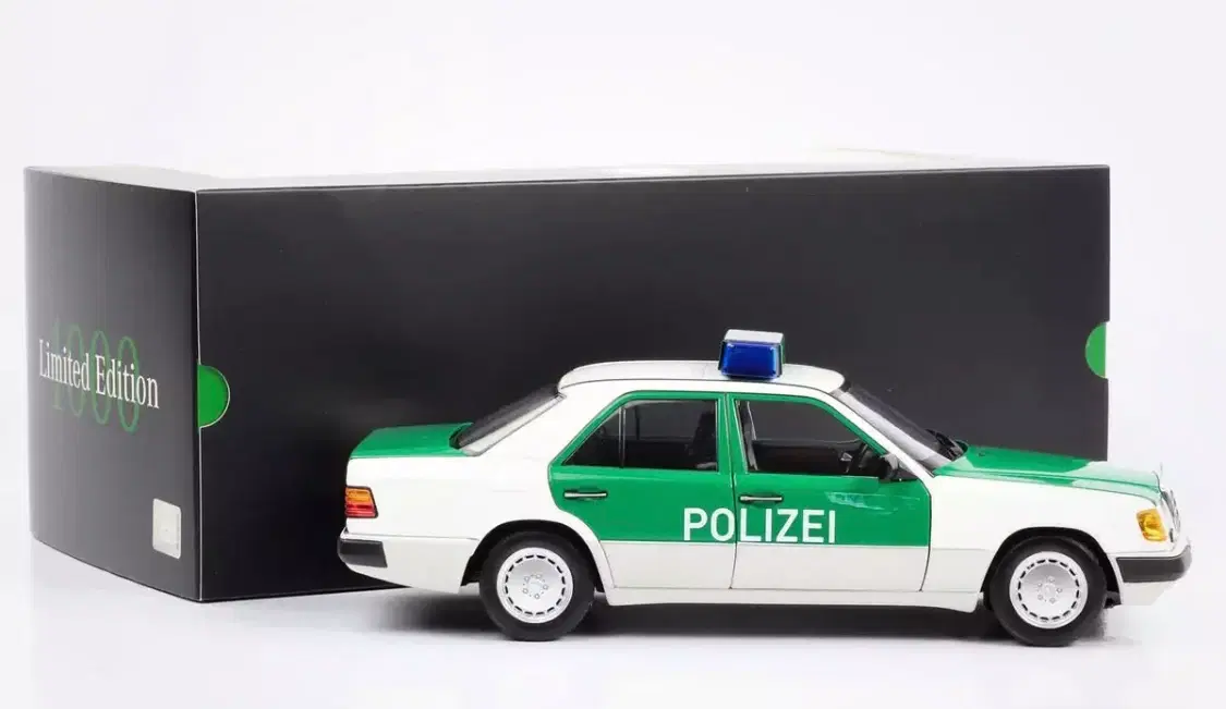 1:18 Mercedes E230 W124 Polizei